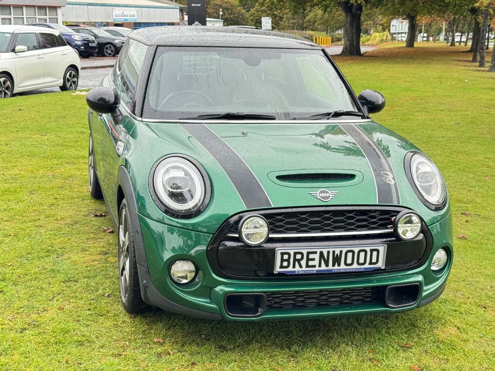 2019 MINI Hatch 2.0 Cooper S 60 Years Edition Hatchback 3dr Petrol Steptronic Euro 6 (s/s) (192 ps), exterior view 3