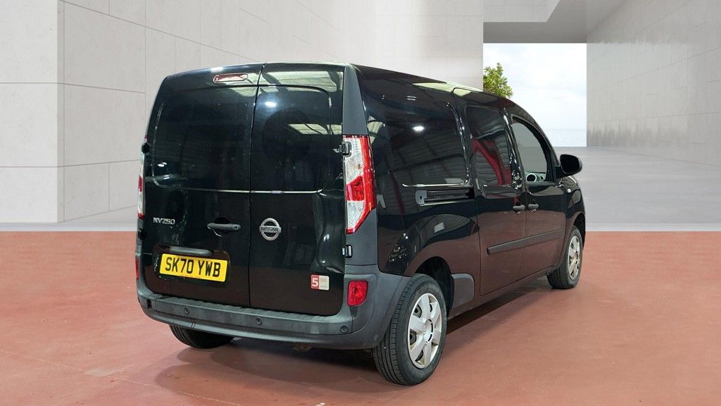 2020 Nissan NV250 1.5 dCi Acenta Panel Van 5dr Diesel Manual L2 Euro 6 (s/s) (95 ps), exterior view 4