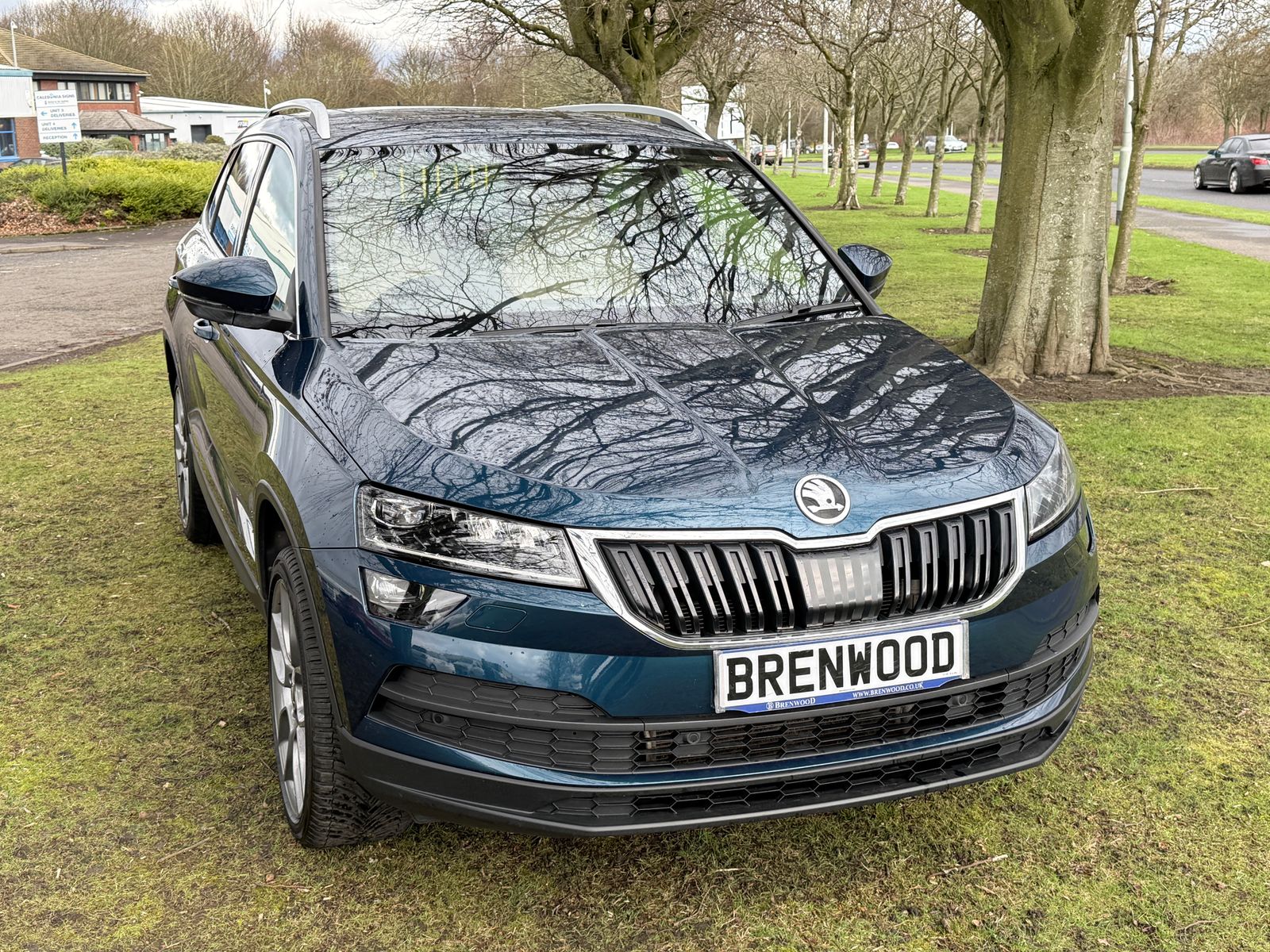 2018 Skoda Karoq 1.5 TSI Edition SUV 5dr Petrol DSG Euro 6 (s/s) (150 ps), exterior view 2