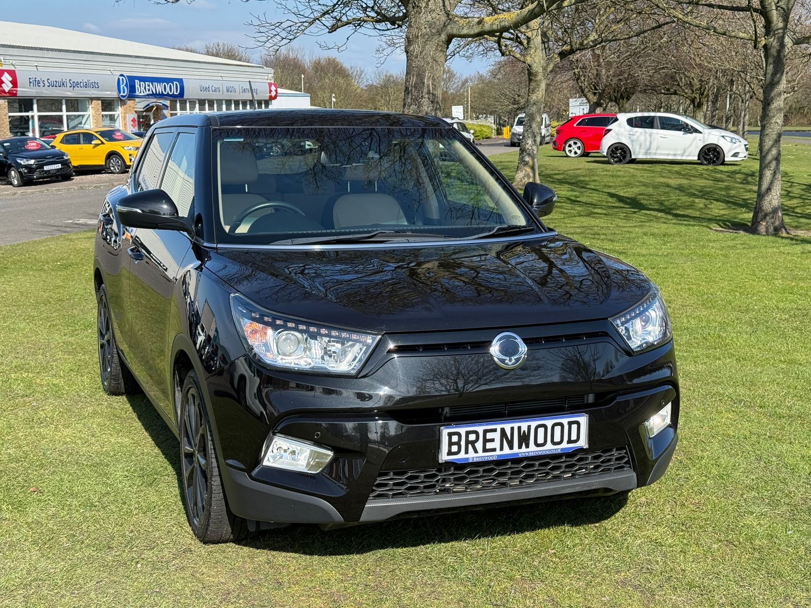 2018 SsangYong Tivoli 1.6 e-XGi ELX SUV 5dr Petrol Manual Euro 6 (s/s) (128 ps), exterior view 2