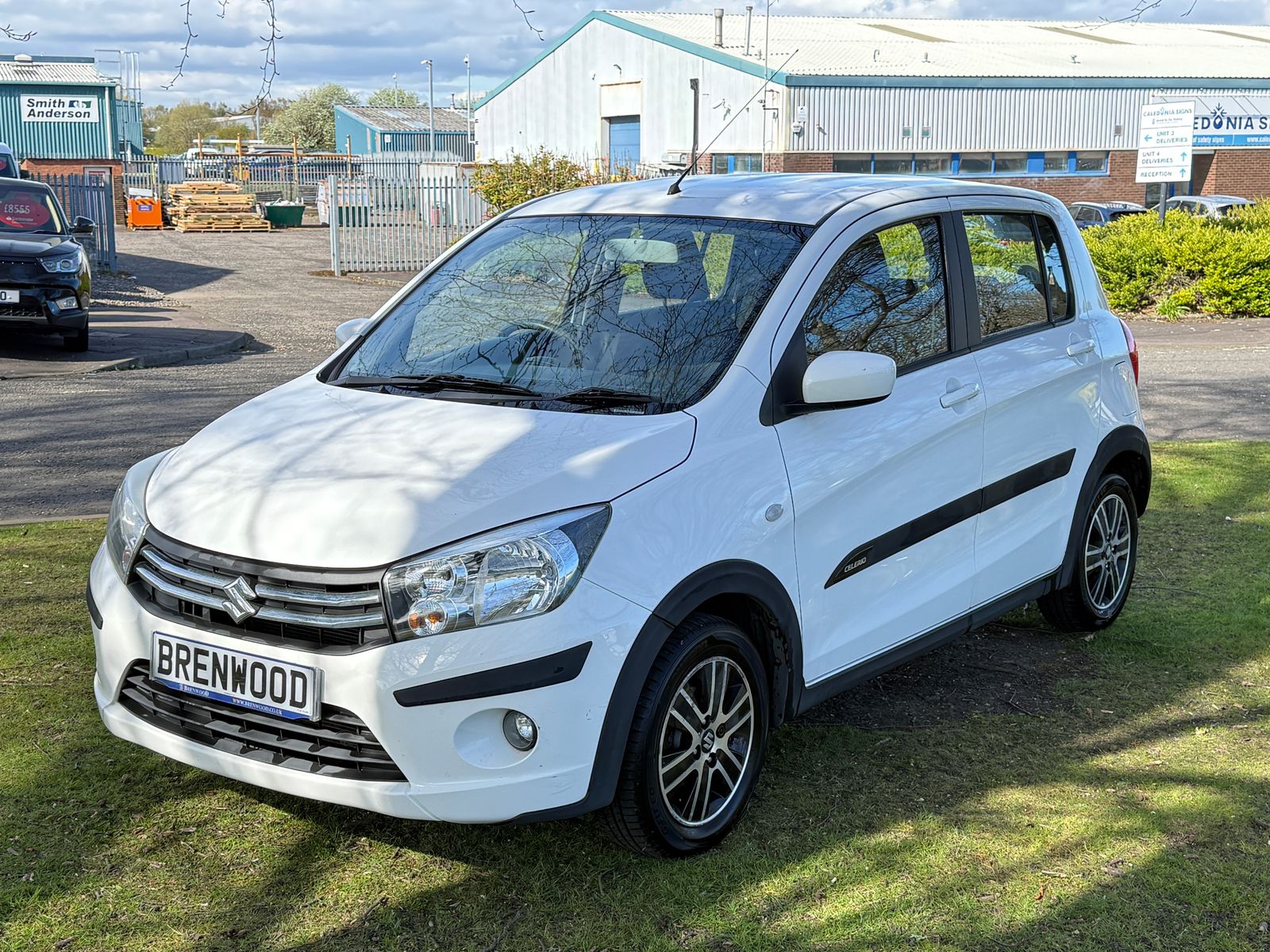 2015 Suzuki Celerio 1.0 SZ4 Hatchback 5dr Petrol Manual Euro 6 (68 ps), exterior view 4