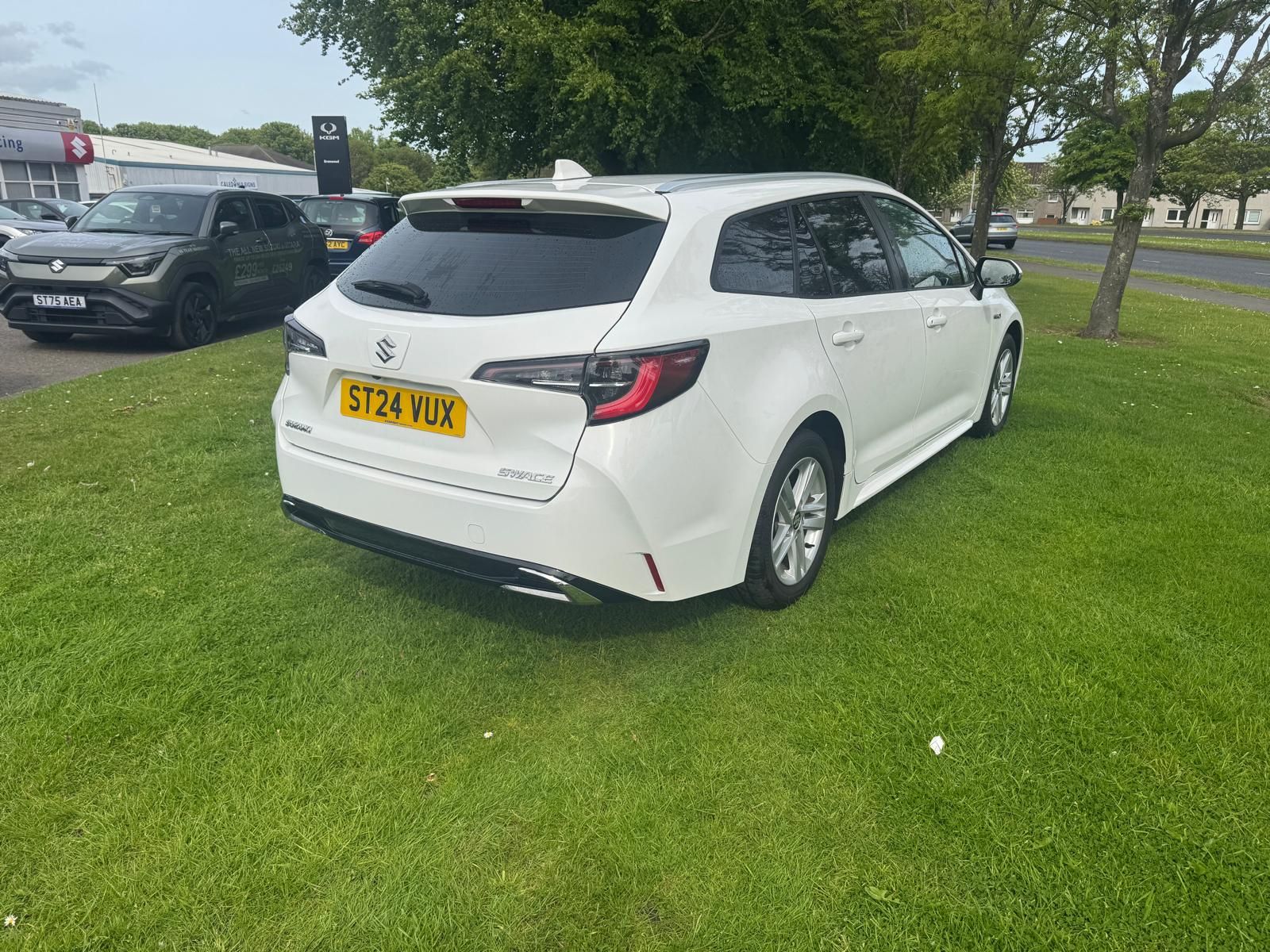 2024 Suzuki Swace 1.8h Motion Estate 5dr Petrol Hybrid CVT Euro 6 (s/s) (140 ps), exterior view 4