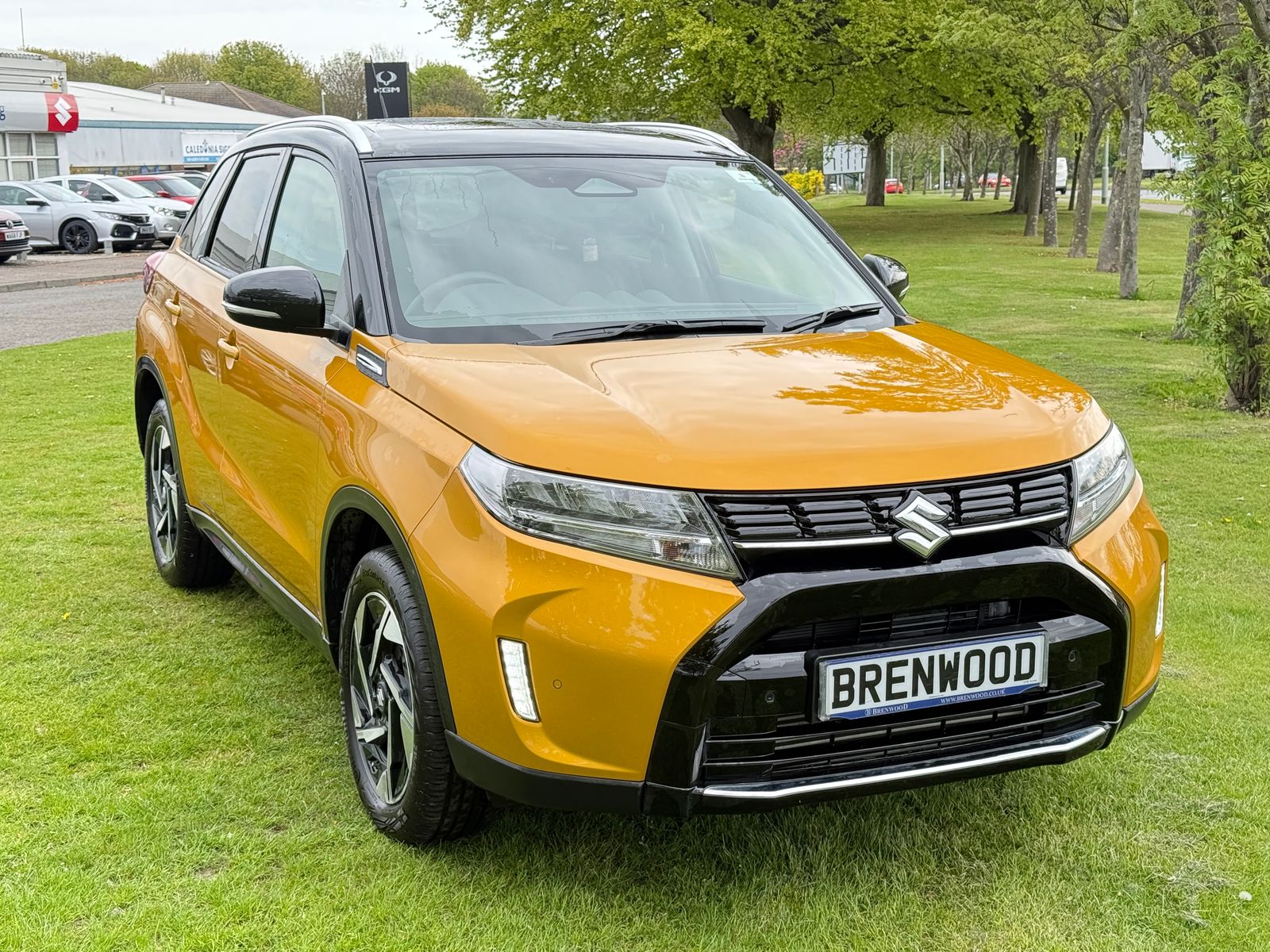 2025 Suzuki Vitara 1.4 Boosterjet MHEV Ultra SUV 5dr Petrol Hybrid Auto Euro 6 (s/s) (109 ps), exterior view 2