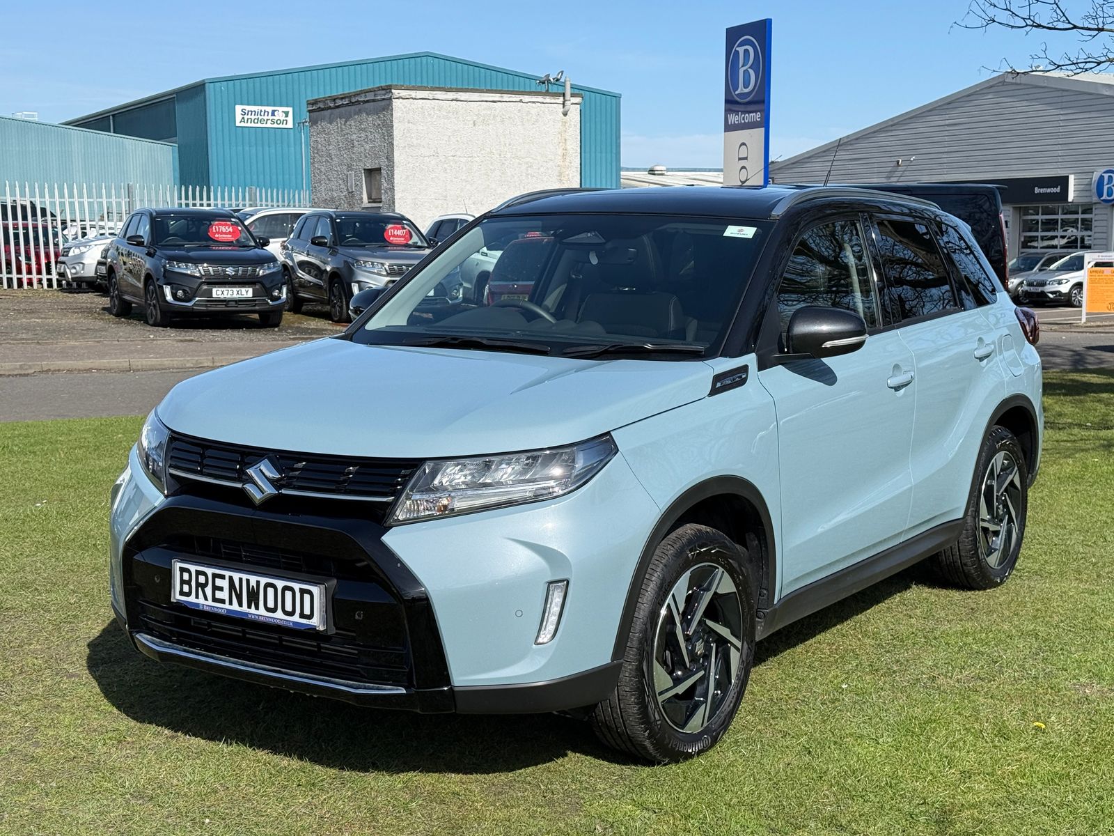 2025 Suzuki Vitara 1.4 Boosterjet MHEV Ultra SUV 5dr Petrol Hybrid Manual Euro 6 (s/s) (129 ps), exterior view 4