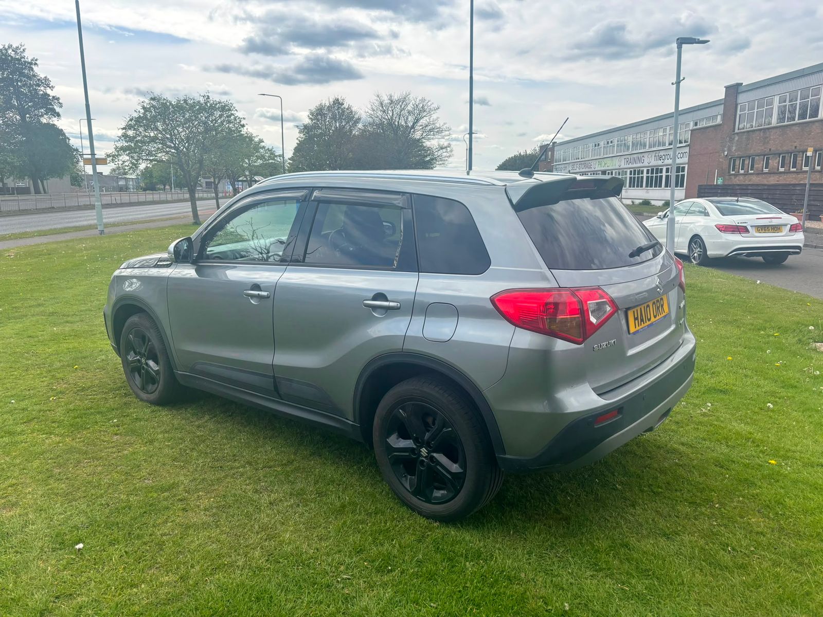 2016 Suzuki Vitara 1.4 Boosterjet S SUV 5dr Petrol Auto ALLGRIP Euro 6 (s/s) (140 ps), exterior view 3