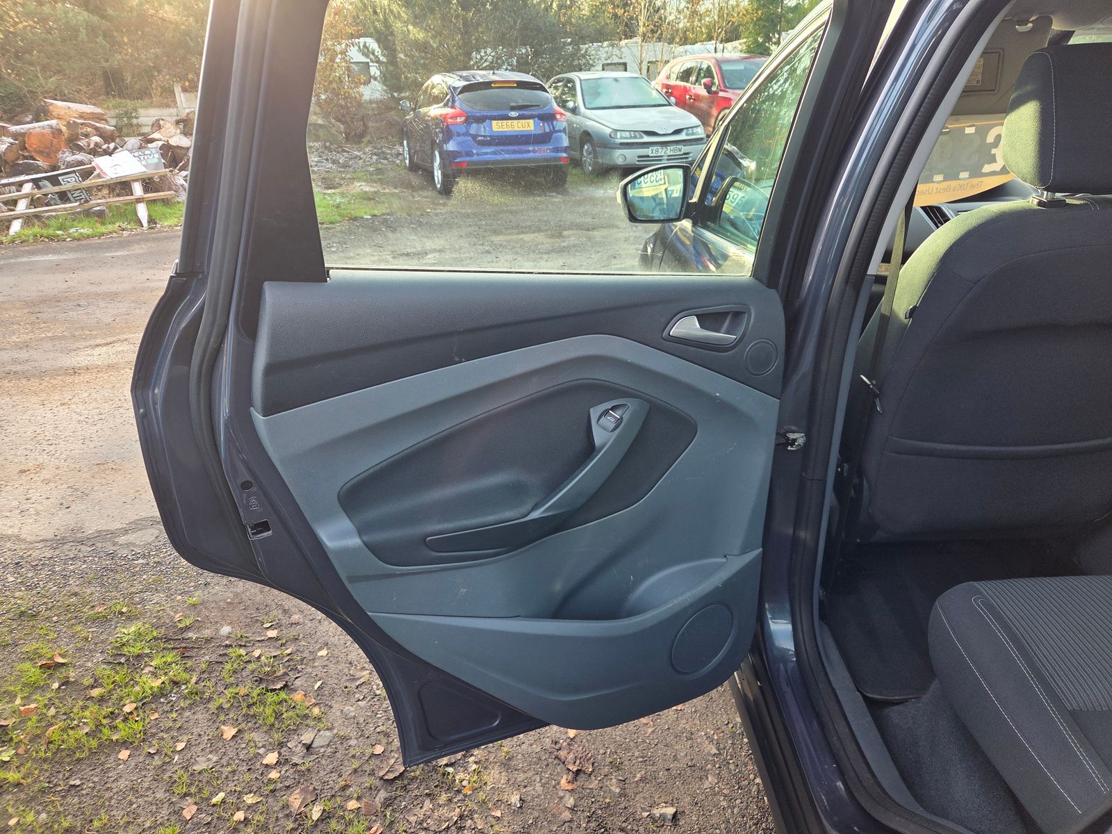 Ford C-Max 2.0L Titanium TDCi Auto MPV 5dr Diesel Automatic Euro 5 (138 bhp) 5dr Automatic 2025