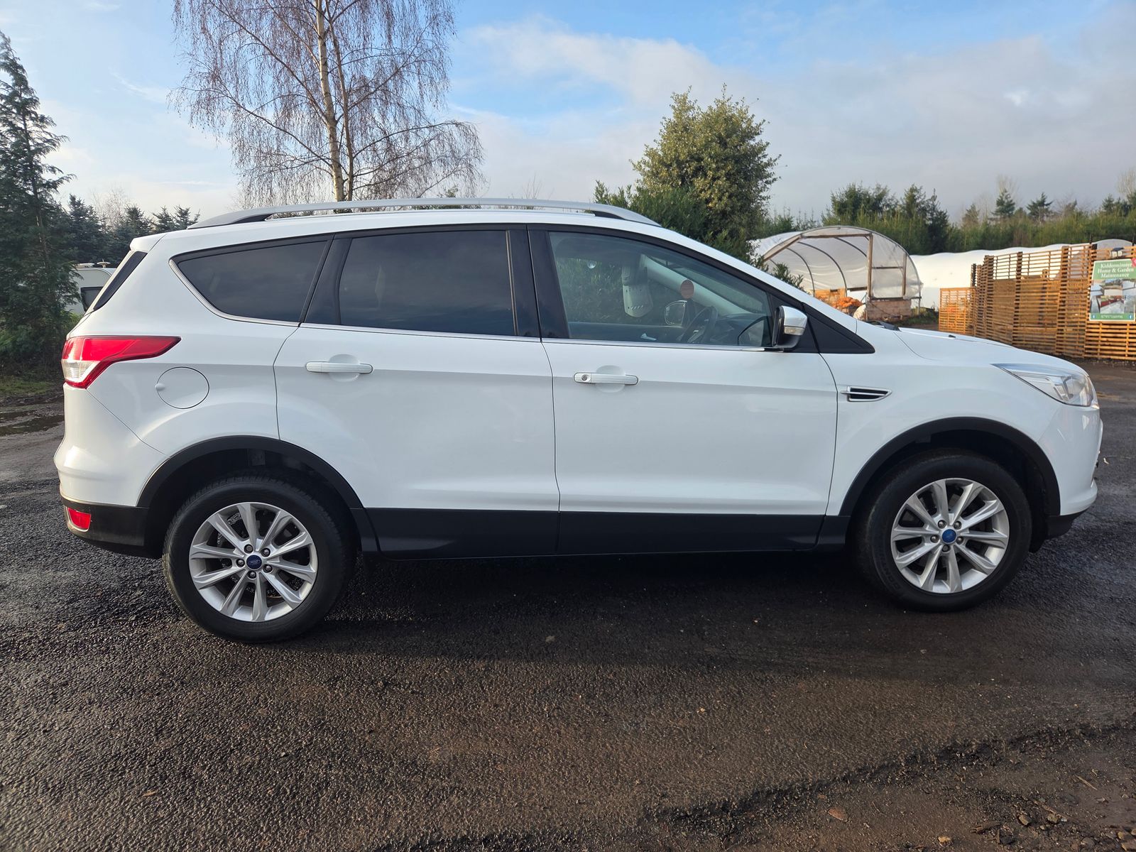 Ford Kuga 2.0L Titanium TDCI SUV 5dr Diesel Manual Euro 6 (148 bhp) 5dr Manual 2025