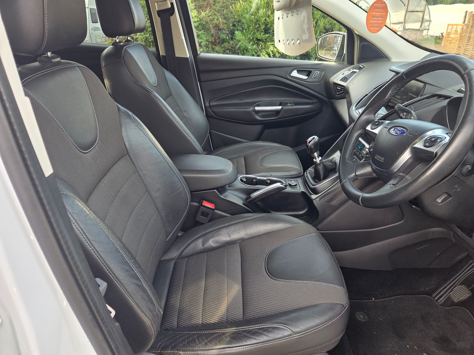 Ford Kuga 2.0L Titanium TDCI SUV 5dr Diesel Manual Euro 6 (148 bhp) 5dr Manual 2025