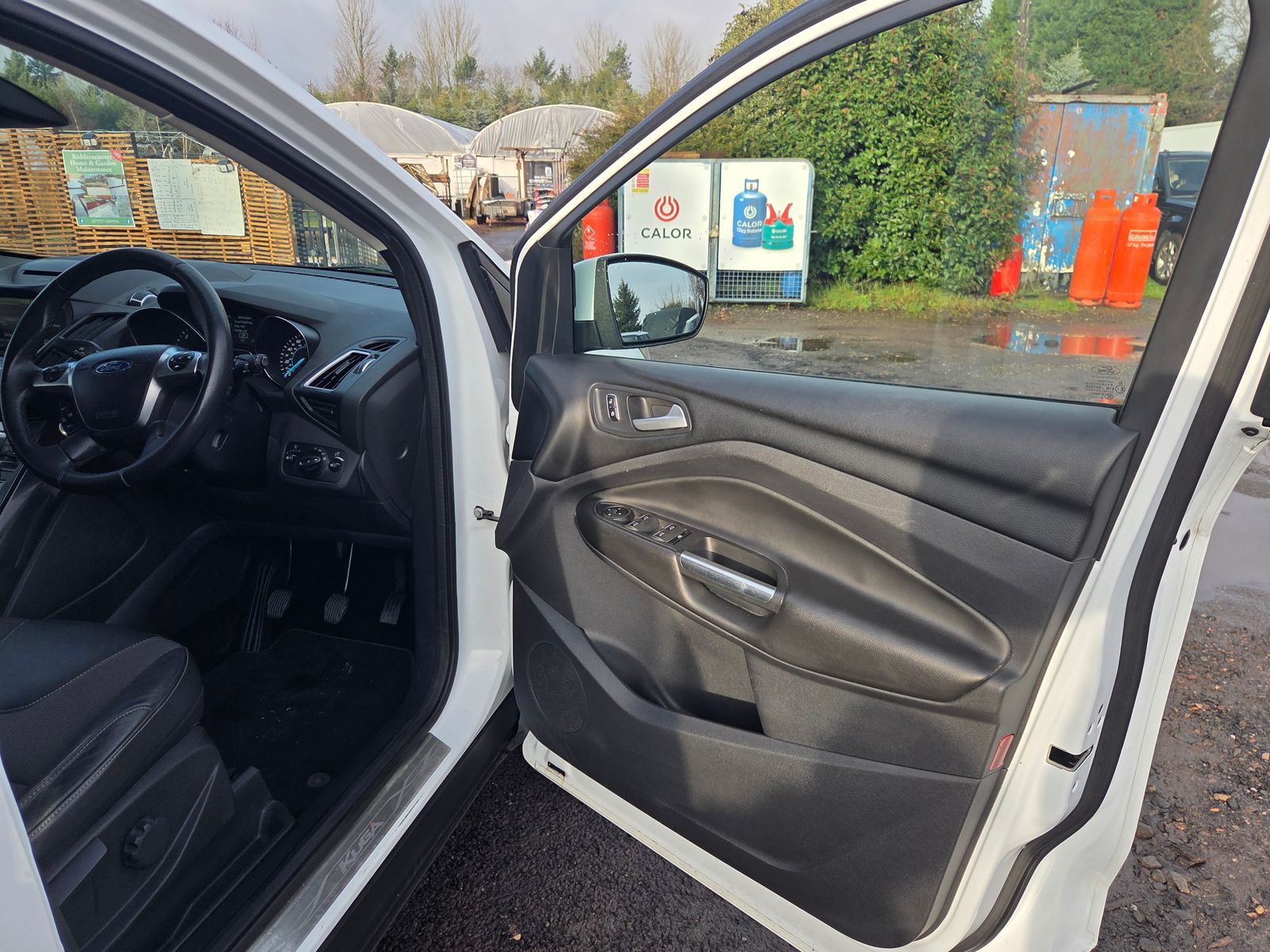 Ford Kuga 2.0L Titanium TDCI SUV 5dr Diesel Manual Euro 6 (148 bhp) 5dr Manual 2025