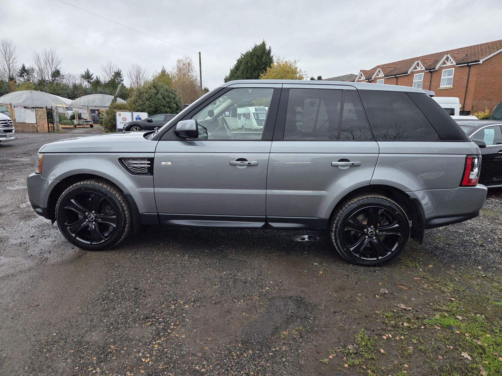 Land Rover Range Rover Sport 3.0L HSE Luxury SDV6 Auto SUV 5dr Diesel Automatic Euro 5 (255 bhp) 5dr Automatic 2025