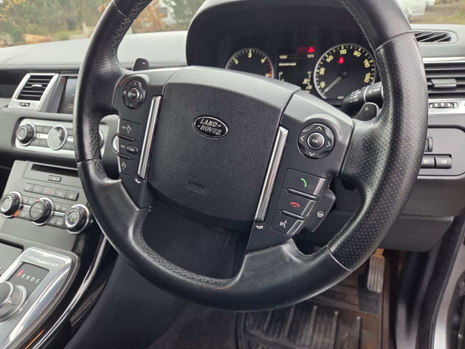 Land Rover Range Rover Sport 3.0L HSE Luxury SDV6 Auto SUV 5dr Diesel Automatic Euro 5 (255 bhp) 5dr Automatic 2025