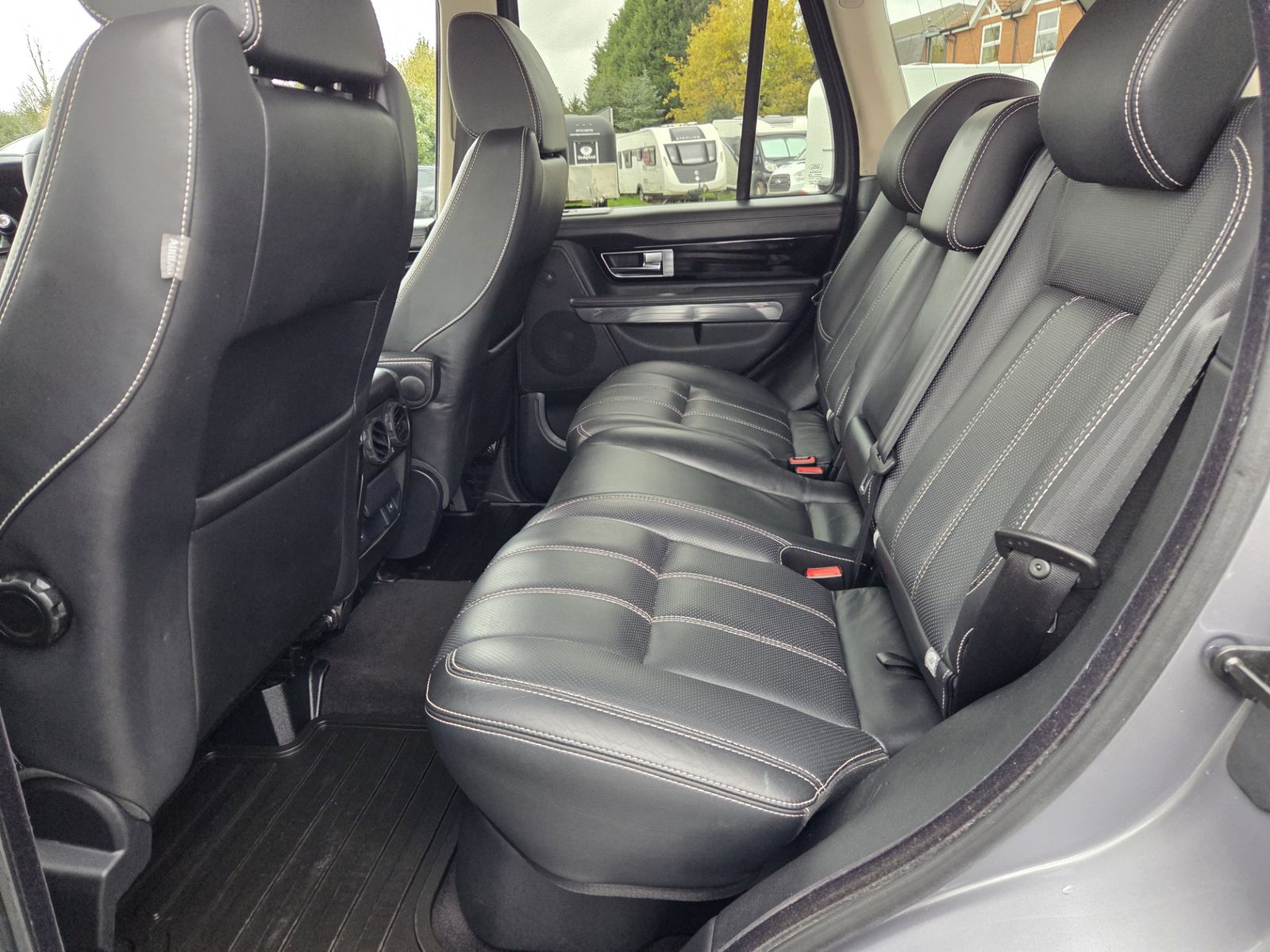 Land Rover Range Rover Sport 3.0L HSE Luxury SDV6 Auto SUV 5dr Diesel Automatic Euro 5 (255 bhp) 5dr Automatic 2025