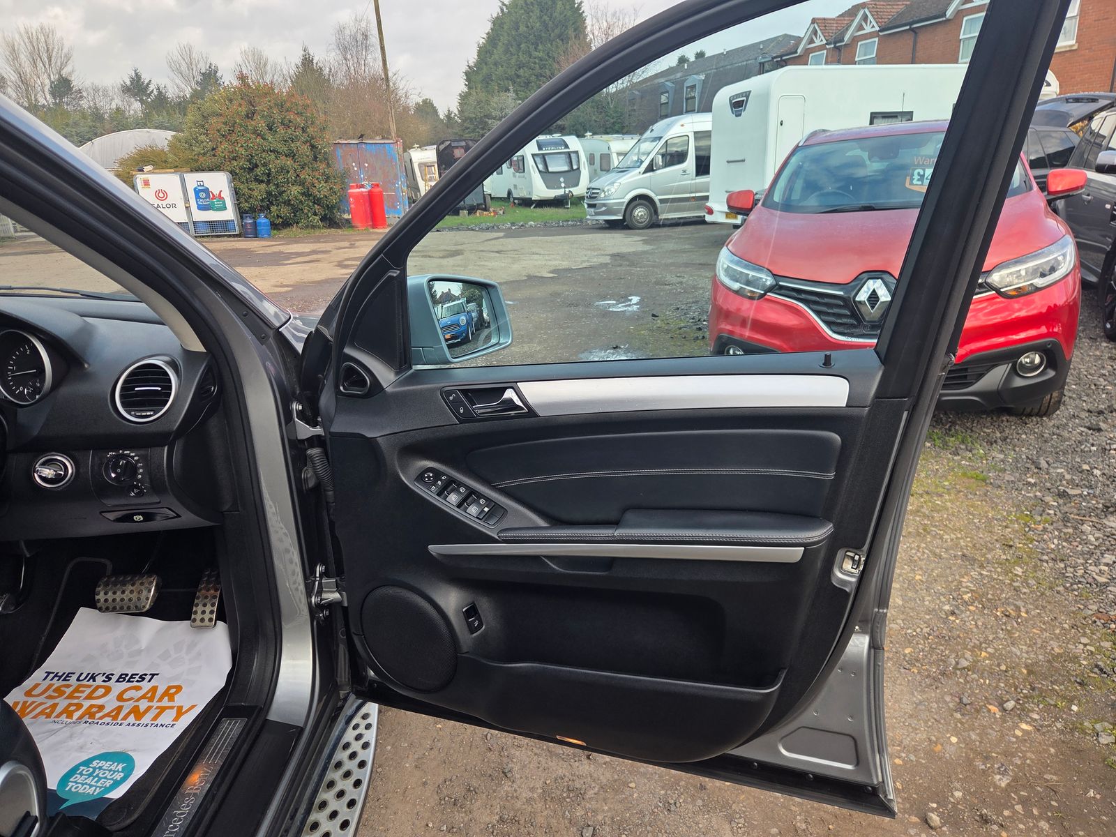 Mercedes-Benz M Class 3.0 ML300 CDI V6 BlueEfficiency Sport SUV 5dr Diesel G-Tronic 4WD Euro 5 (204 ps) 5dr Automatic 2026