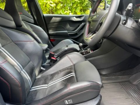 Ford Fiesta 1.5T EcoBoost ST-3 Hatchback 5dr Petrol Manual Euro 6 (s/s) (200 ps) 5dr Manual 2026