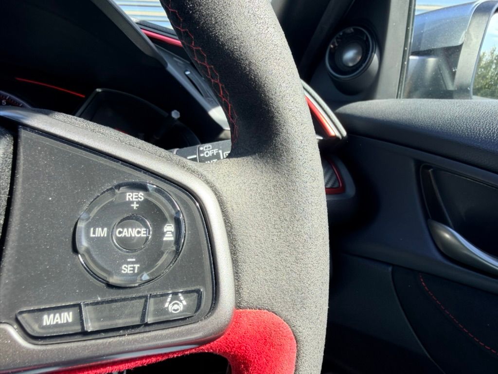 Honda Civic 2.0 VTEC Turbo Type R GT Hatchback 5dr Petrol Manual Euro 6 (s/s) (320 ps) 5dr Manual 2026
