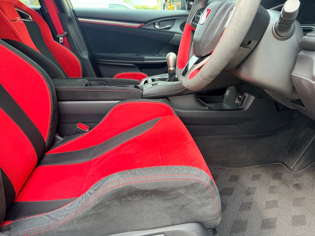 Honda Civic 2.0 VTEC Turbo Type R GT Hatchback 5dr Petrol Manual Euro 6 (s/s) (320 ps) 5dr Manual 2026