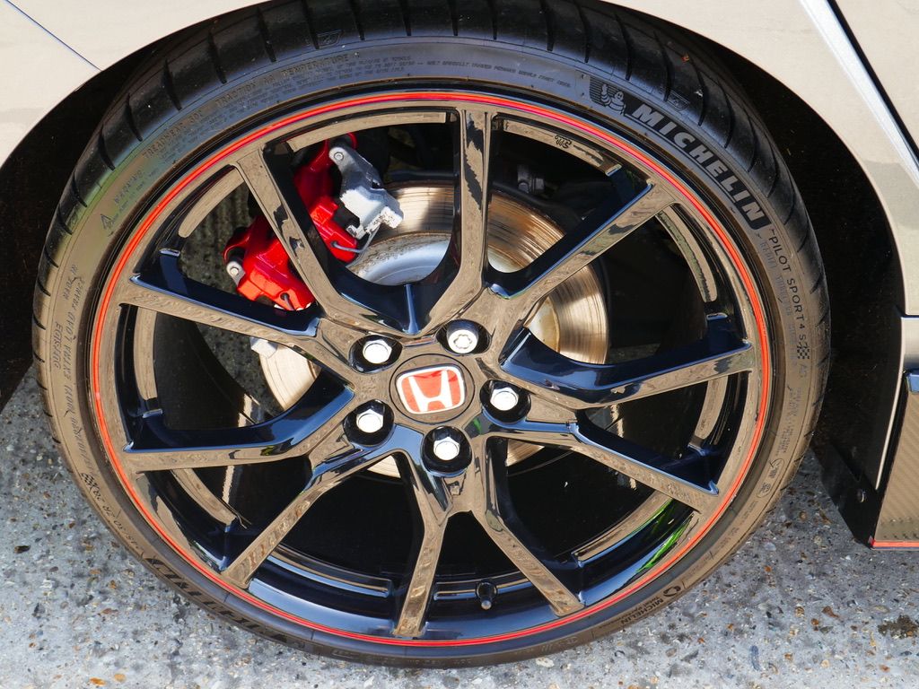 Honda Civic 2.0 VTEC Turbo Type R GT Hatchback 5dr Petrol Manual Euro 6 (s/s) (320 ps) 5dr Manual 2026