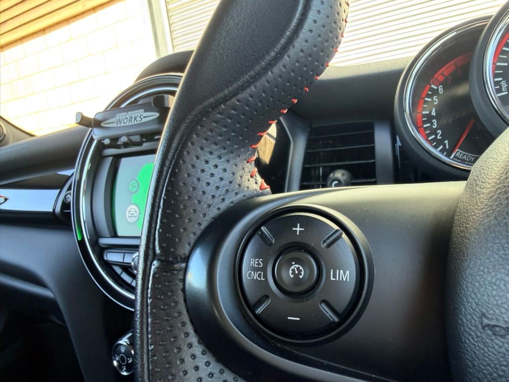 MINI Hatch 2.0 John Cooper Works GPF Hatchback 3dr Petrol Manual Euro 6 (s/s) (231 ps) 3dr Manual 2026