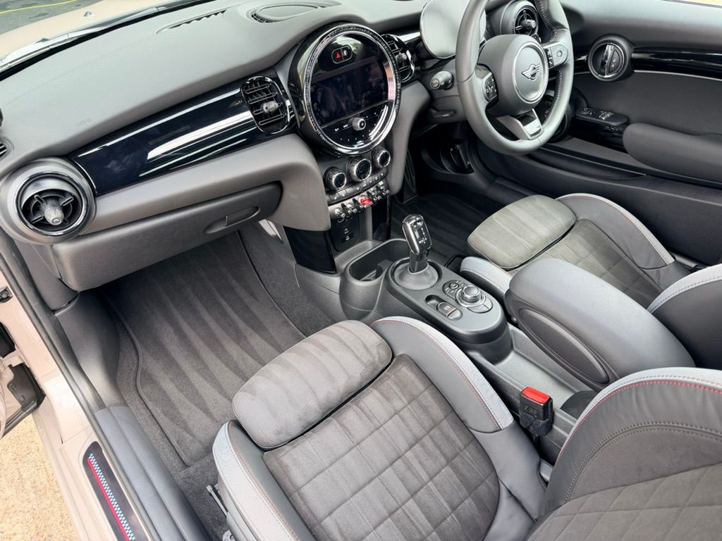 MINI Hatch 2.0 John Cooper Works Hatchback 3dr Petrol Steptronic Euro 6 (s/s) (231 ps) 3dr Automatic 2026
