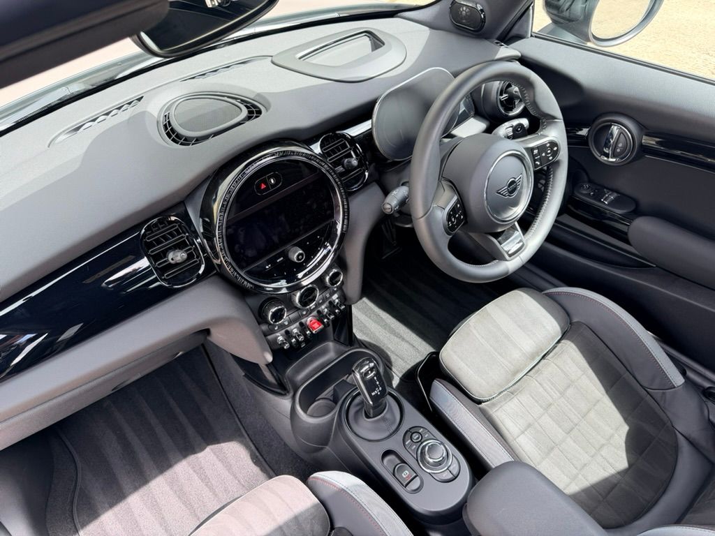 MINI Hatch 2.0 John Cooper Works Hatchback 3dr Petrol Steptronic Euro 6 (s/s) (231 ps) 3dr Automatic 2026