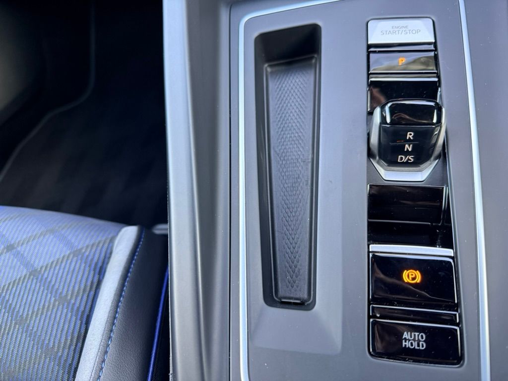 Volkswagen Golf 2.0 TSI R Hatchback 5dr Petrol DSG 4Motion Euro 6 (s/s) (320 ps) 5dr Automatic 2026