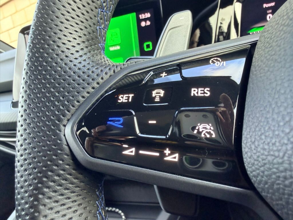 Volkswagen Golf 2.0 TSI R Hatchback 5dr Petrol DSG 4Motion Euro 6 (s/s) (320 ps) 5dr Automatic 2026