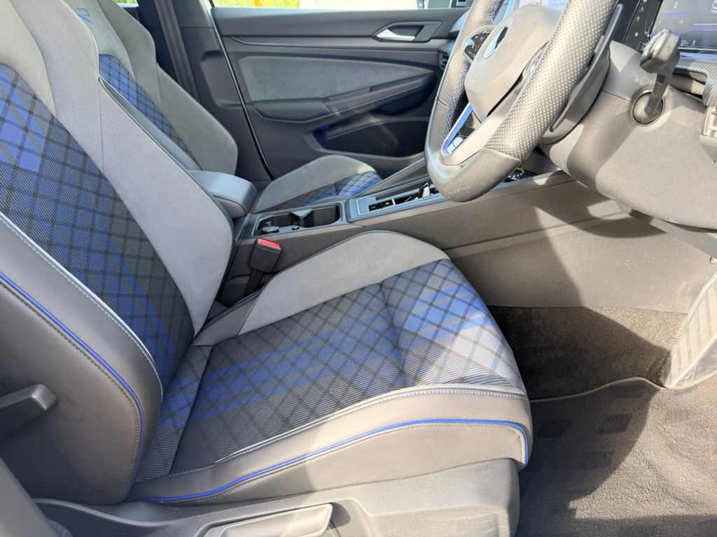 Volkswagen Golf 2.0 TSI R Hatchback 5dr Petrol DSG 4Motion Euro 6 (s/s) (320 ps) 5dr Automatic 2026