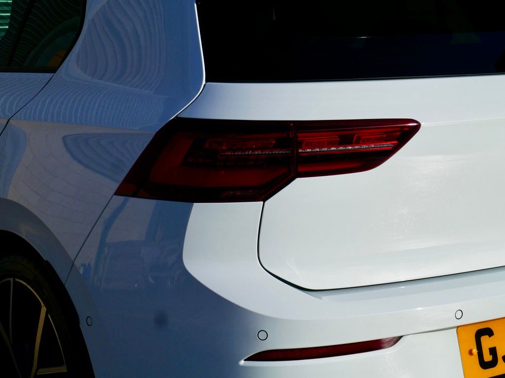 Volkswagen Golf 2.0 TSI R Hatchback 5dr Petrol DSG 4Motion Euro 6 (s/s) (320 ps) 5dr Automatic 2026