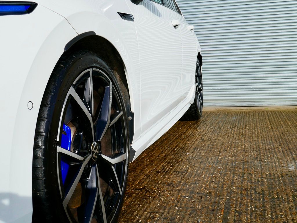 Volkswagen Golf 2.0 TSI R Hatchback 5dr Petrol DSG 4Motion Euro 6 (s/s) (320 ps) 5dr Automatic 2026