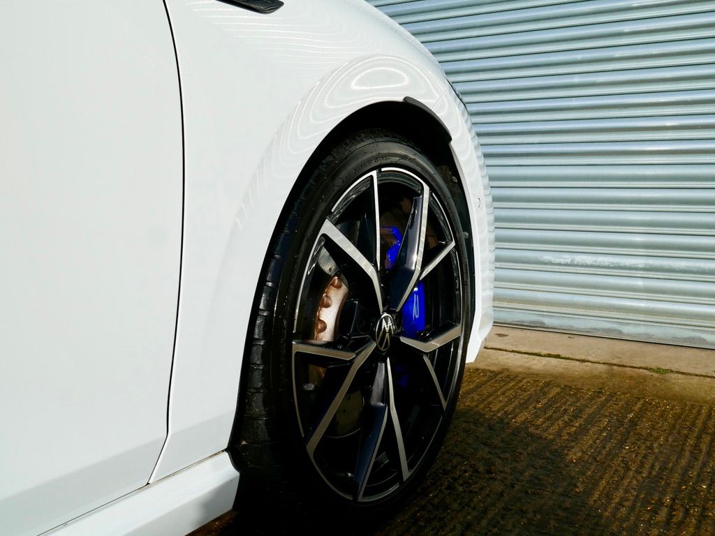 Volkswagen Golf 2.0 TSI R Hatchback 5dr Petrol DSG 4Motion Euro 6 (s/s) (320 ps) 5dr Automatic 2026