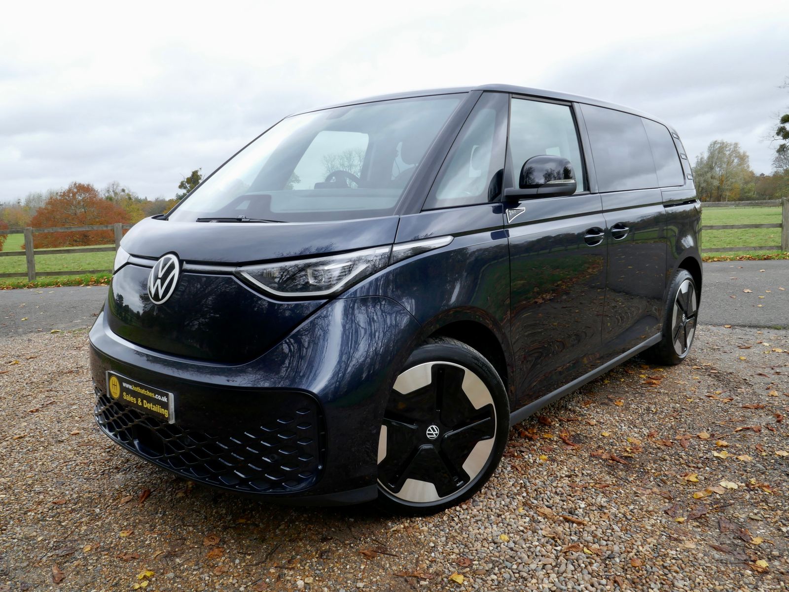 Volkswagen ID. Buzz Pro 77kWh 1ST Edition MPV 5dr Electric Auto (204 ps) 5dr Automatic 2025