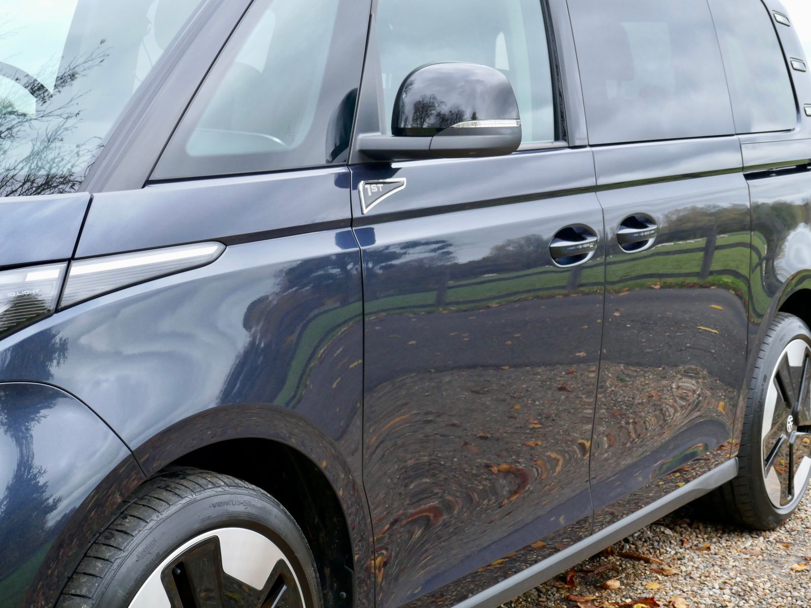 Volkswagen ID. Buzz Pro 77kWh 1ST Edition MPV 5dr Electric Auto (204 ps) 5dr Automatic 2025