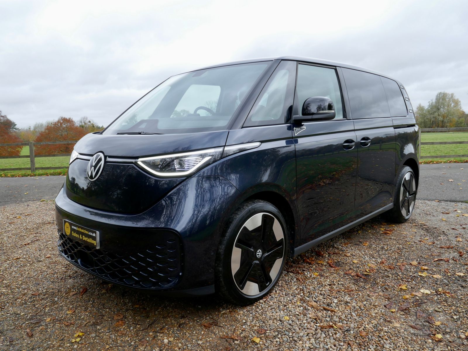 Volkswagen ID. Buzz Pro 77kWh 1ST Edition MPV 5dr Electric Auto (204 ps) 5dr Automatic 2025