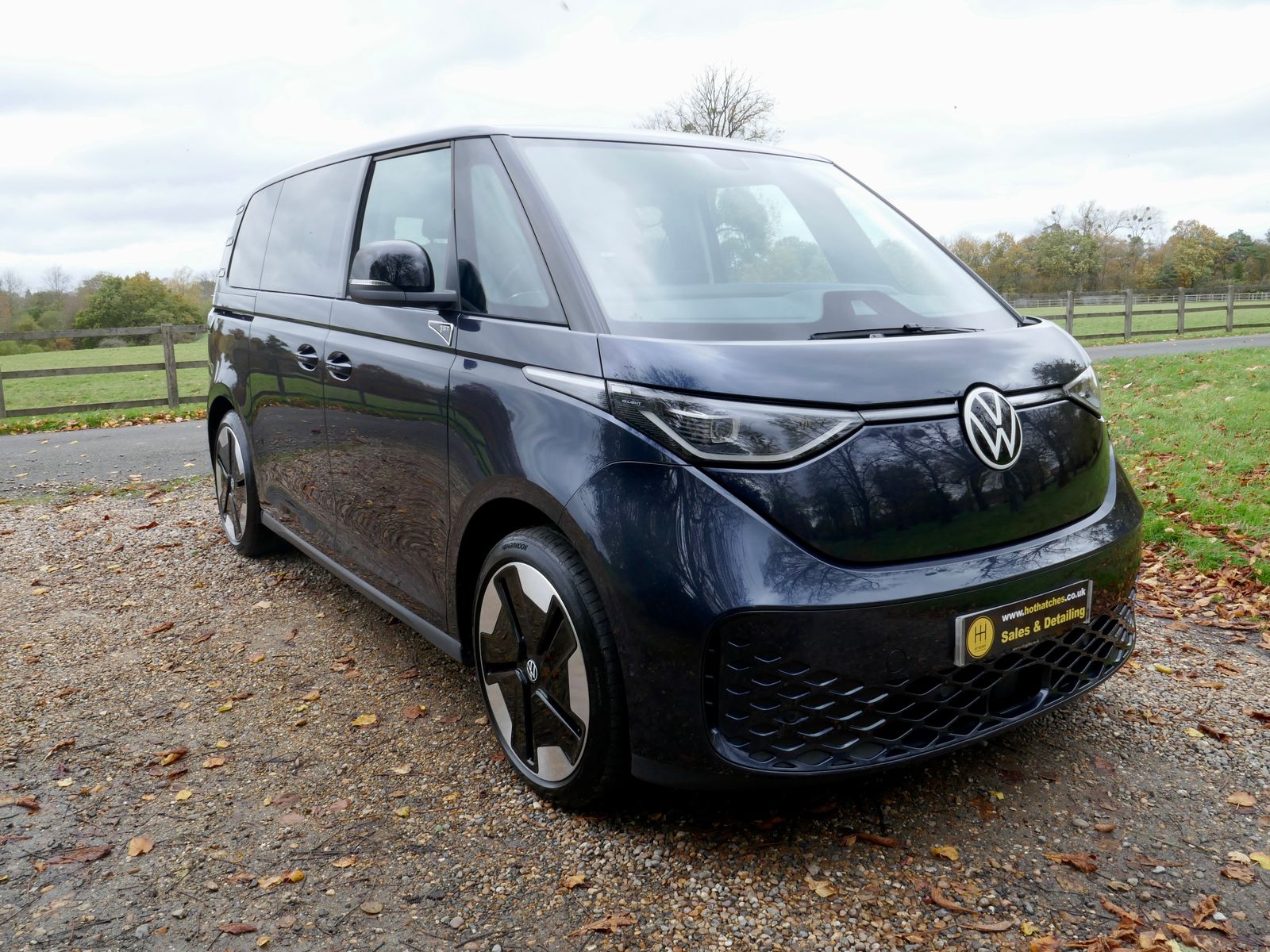Volkswagen ID. Buzz Pro 77kWh 1ST Edition MPV 5dr Electric Auto (204 ps) 5dr Automatic 2025