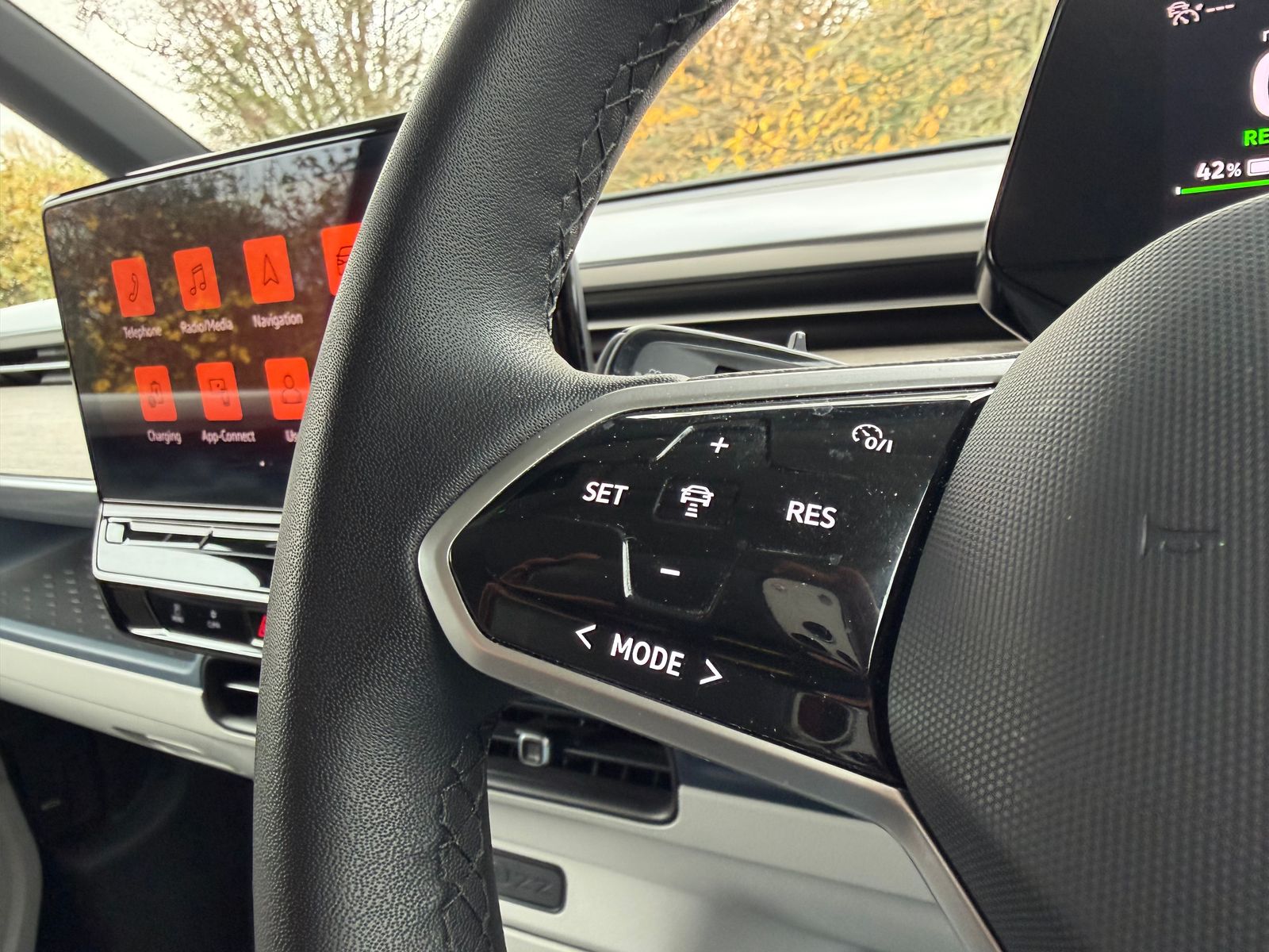 Volkswagen ID. Buzz Pro 77kWh 1ST Edition MPV 5dr Electric Auto (204 ps) 5dr Automatic 2025