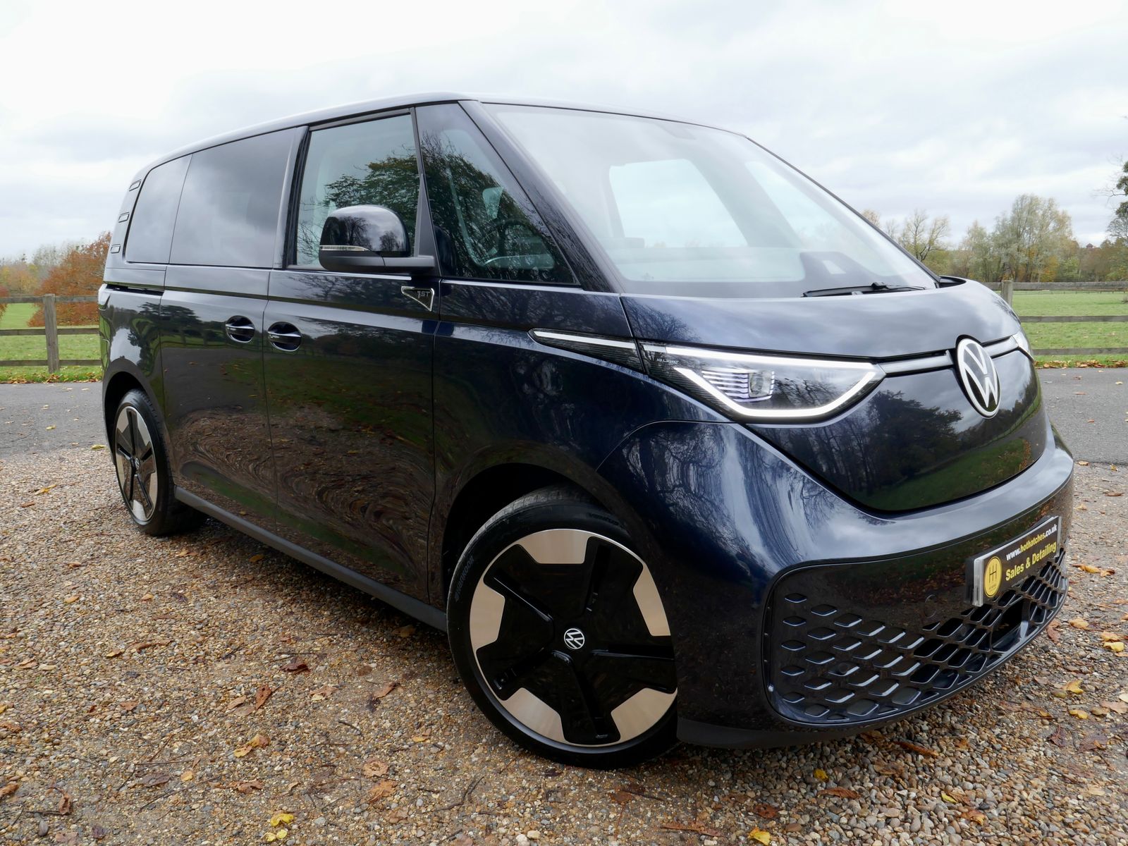 Volkswagen ID. Buzz Pro 77kWh 1ST Edition MPV 5dr Electric Auto (204 ps) 5dr Automatic 2025