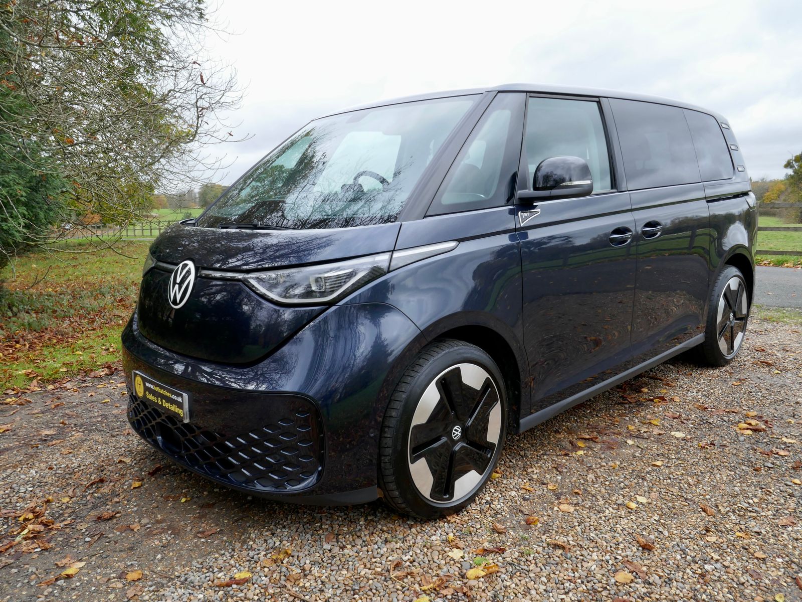 Volkswagen ID. Buzz Pro 77kWh 1ST Edition MPV 5dr Electric Auto (204 ps) 5dr Automatic 2025