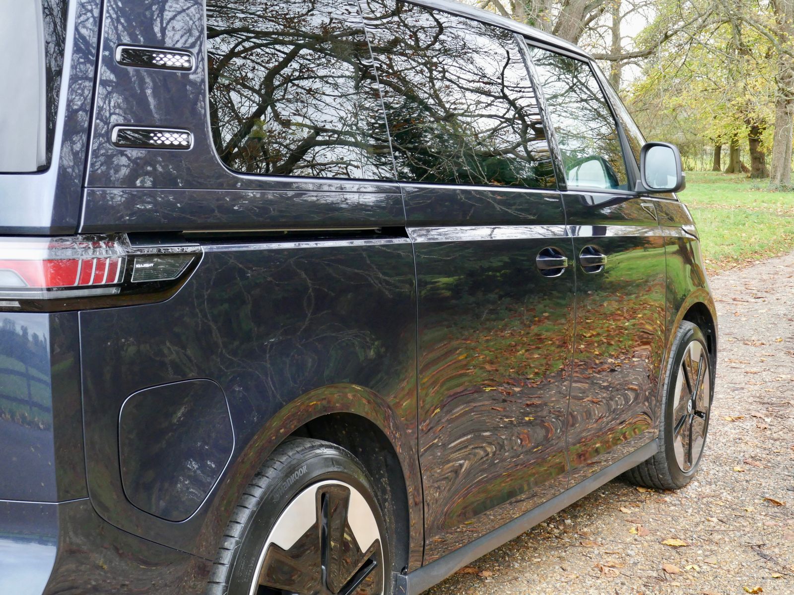 Volkswagen ID. Buzz Pro 77kWh 1ST Edition MPV 5dr Electric Auto (204 ps) 5dr Automatic 2025