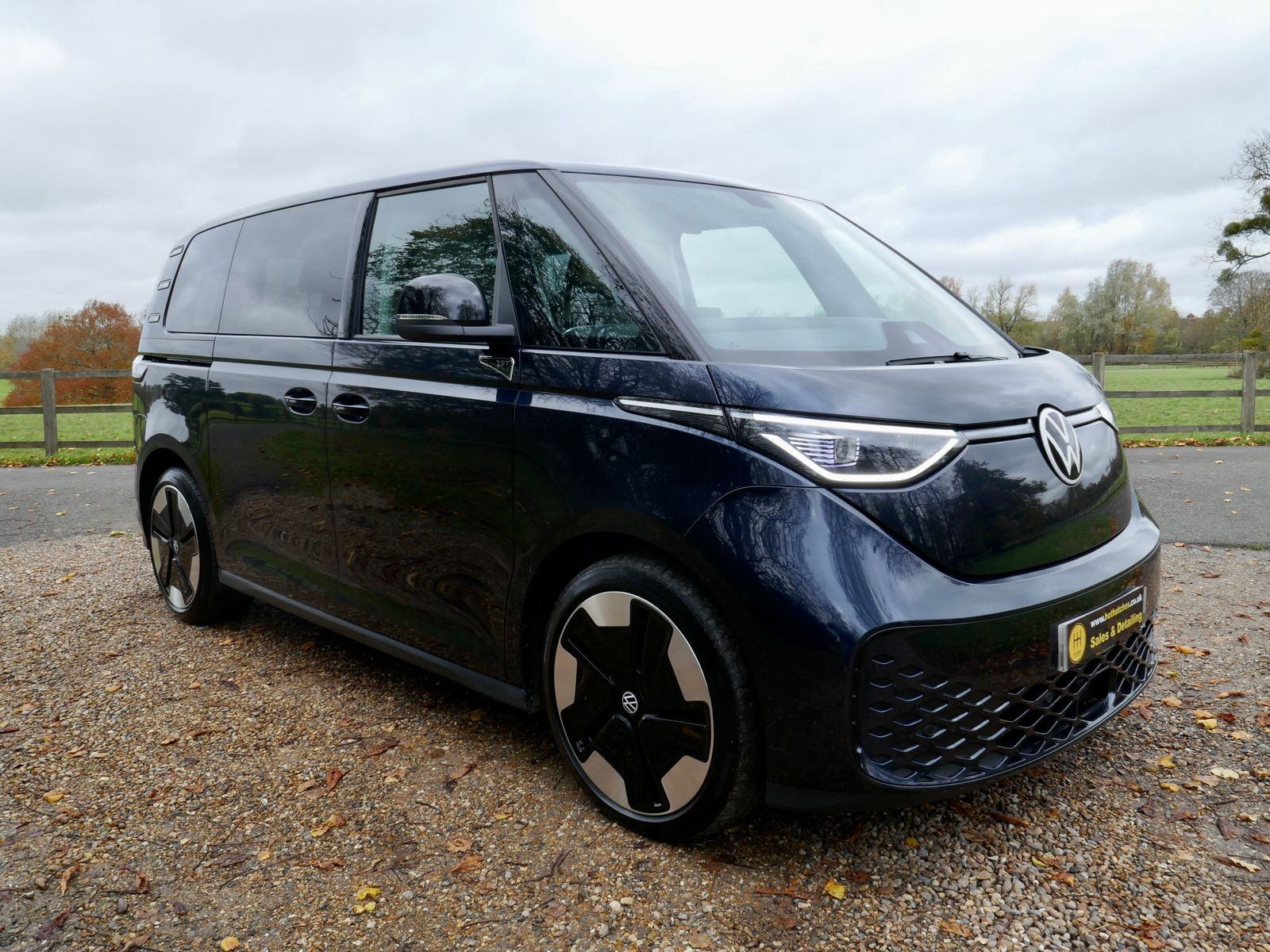 Volkswagen ID. Buzz Pro 77kWh 1ST Edition MPV 5dr Electric Auto (204 ps) 5dr Automatic 2025