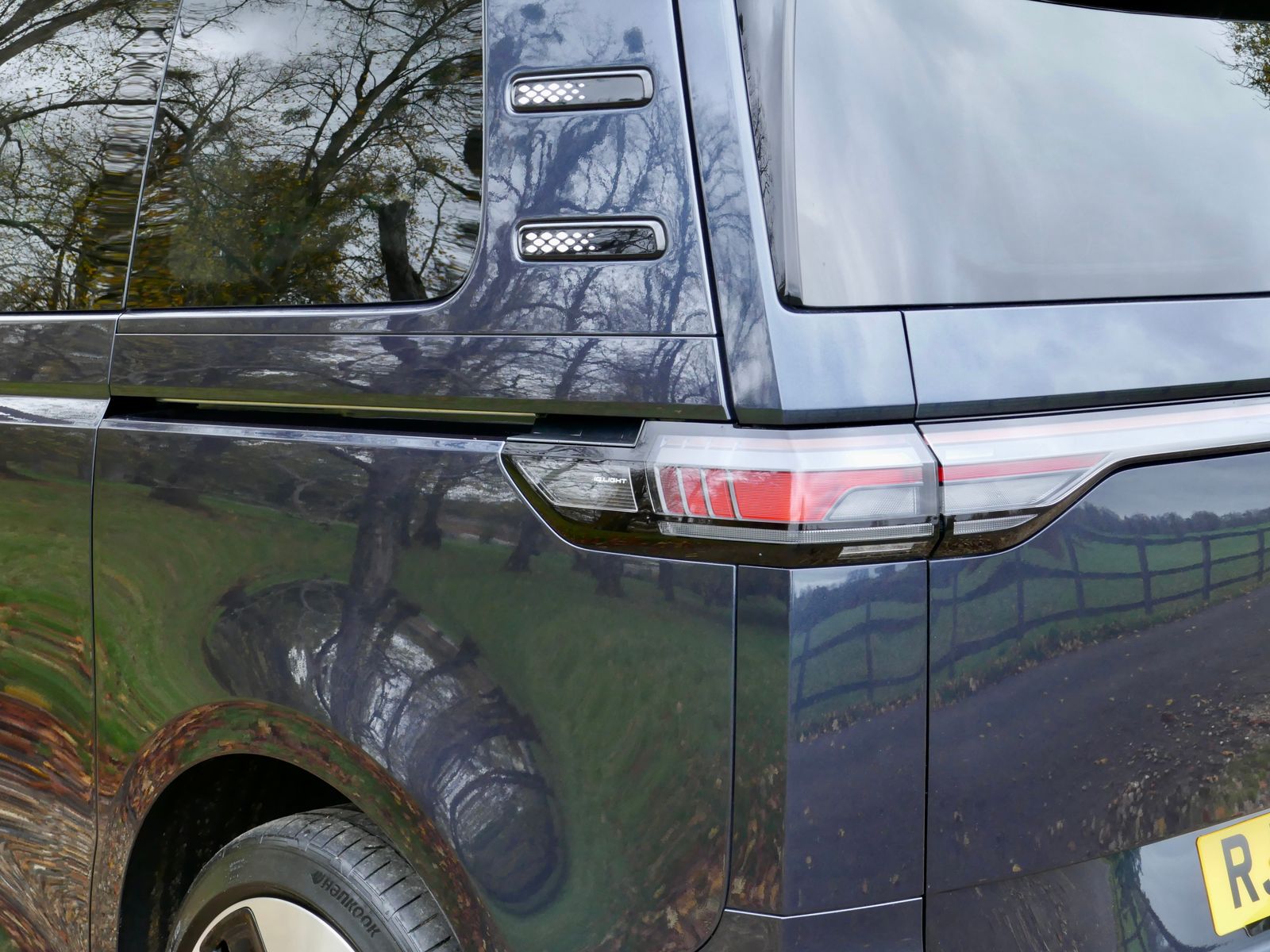 Volkswagen ID. Buzz Pro 77kWh 1ST Edition MPV 5dr Electric Auto (204 ps) 5dr Automatic 2025