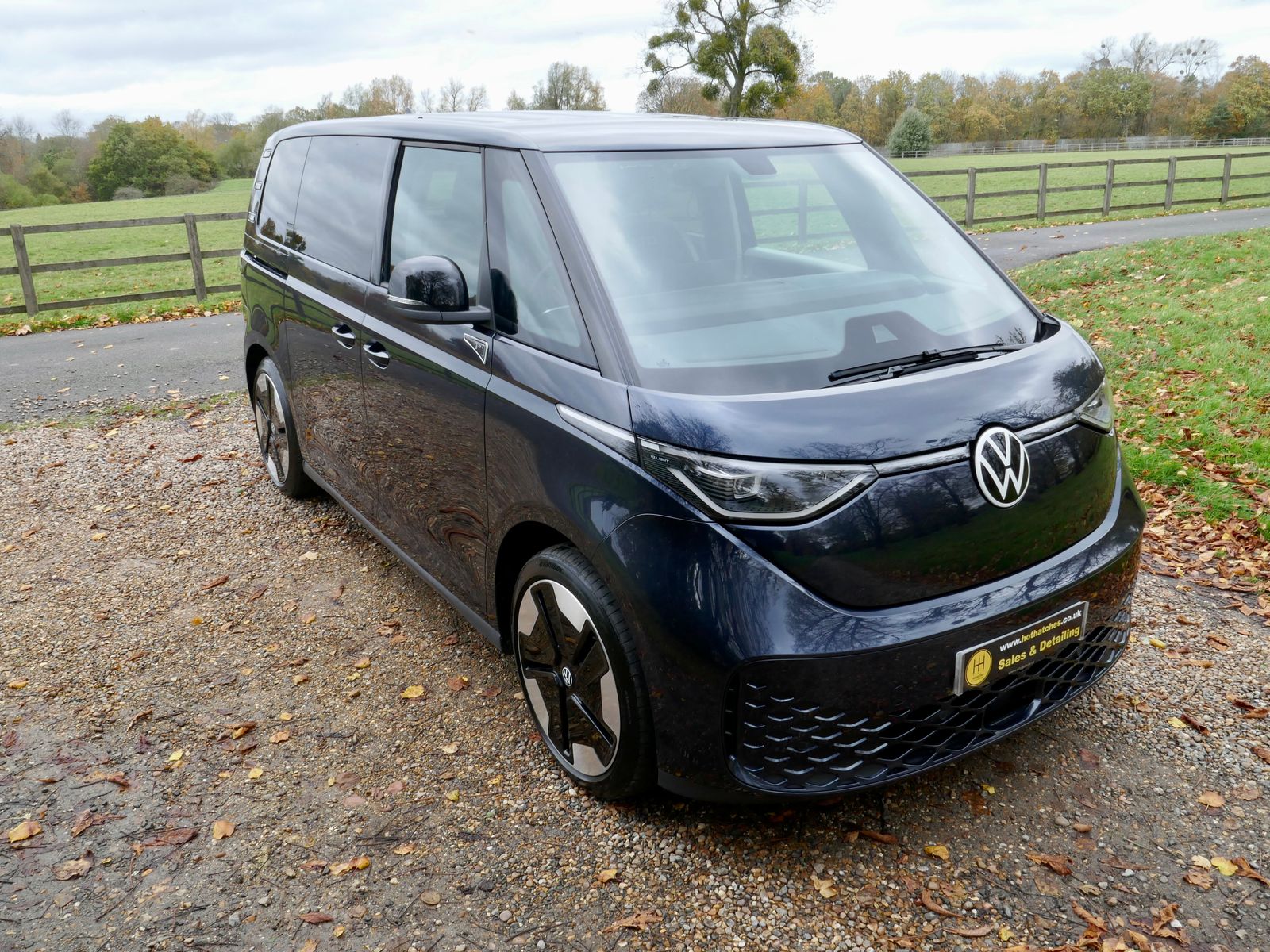 Volkswagen ID. Buzz Pro 77kWh 1ST Edition MPV 5dr Electric Auto (204 ps) 5dr Automatic 2025