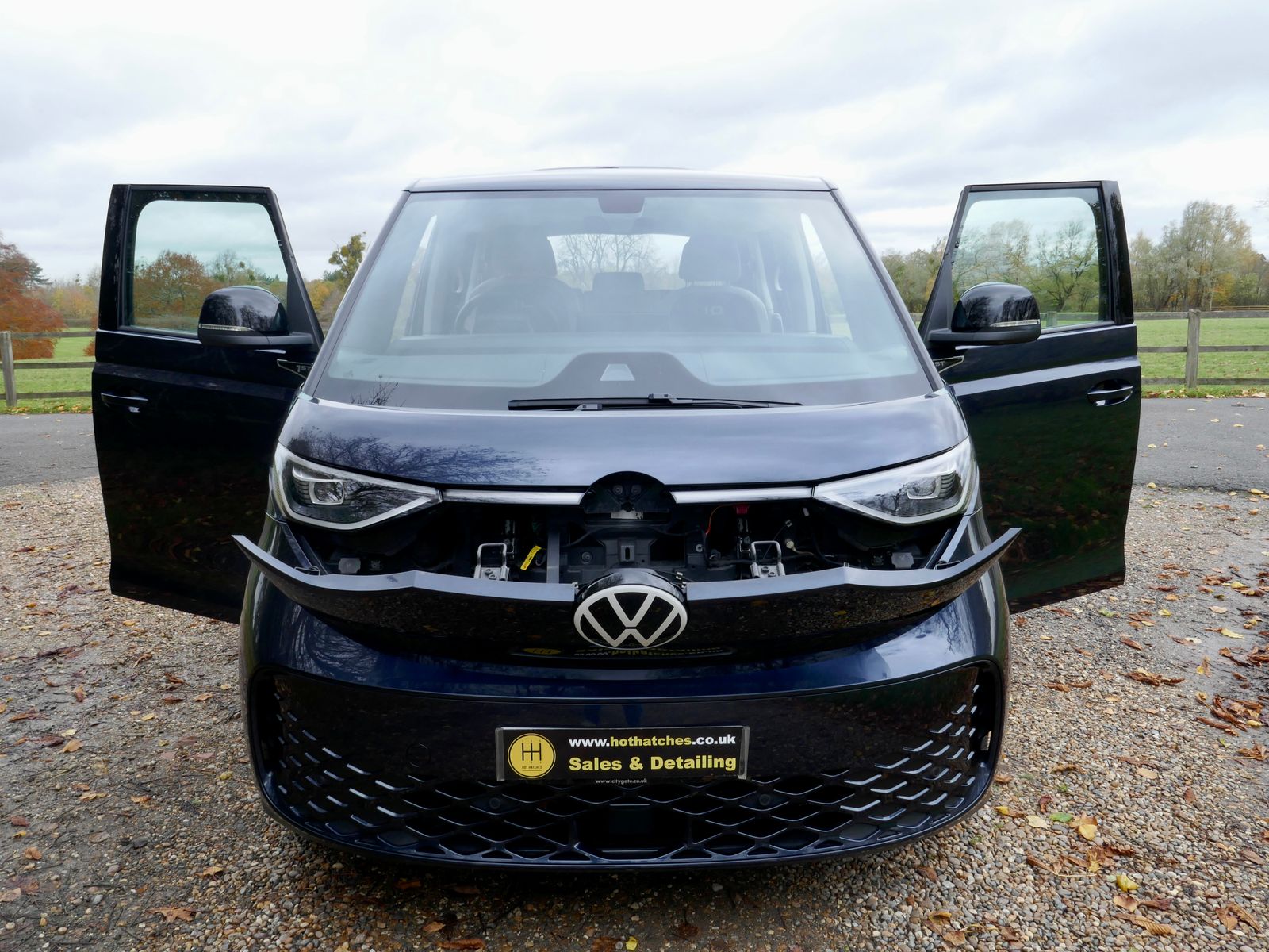 Volkswagen ID. Buzz Pro 77kWh 1ST Edition MPV 5dr Electric Auto (204 ps) 5dr Automatic 2025