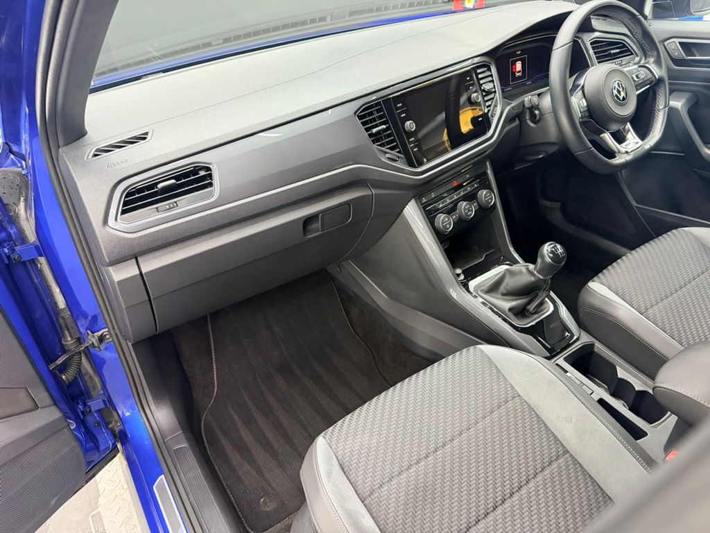 Volkswagen T-Roc 1.5 TSI GPF EVO R-Line SUV 5dr Petrol Manual Euro 6 (s/s) (150 ps) 5dr Manual 2026