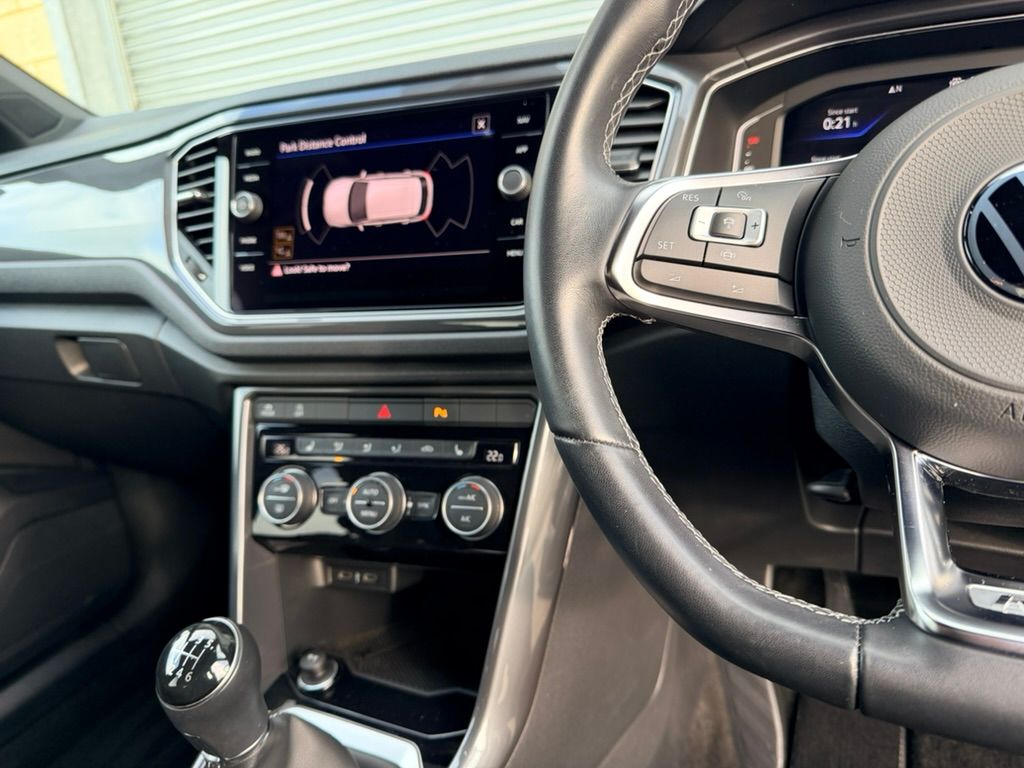 Volkswagen T-Roc 1.5 TSI GPF EVO R-Line SUV 5dr Petrol Manual Euro 6 (s/s) (150 ps) 5dr Manual 2026