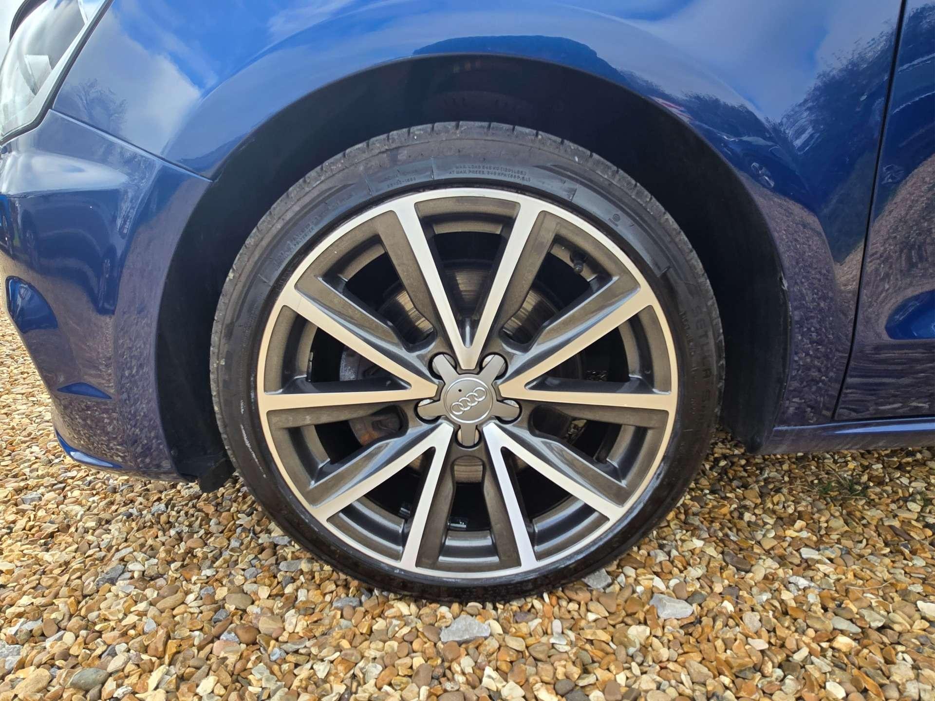 Audi A1 1.4 A1 Sportback TFSI Sport Semi-Auto 5dr 5dr Automatic 2017