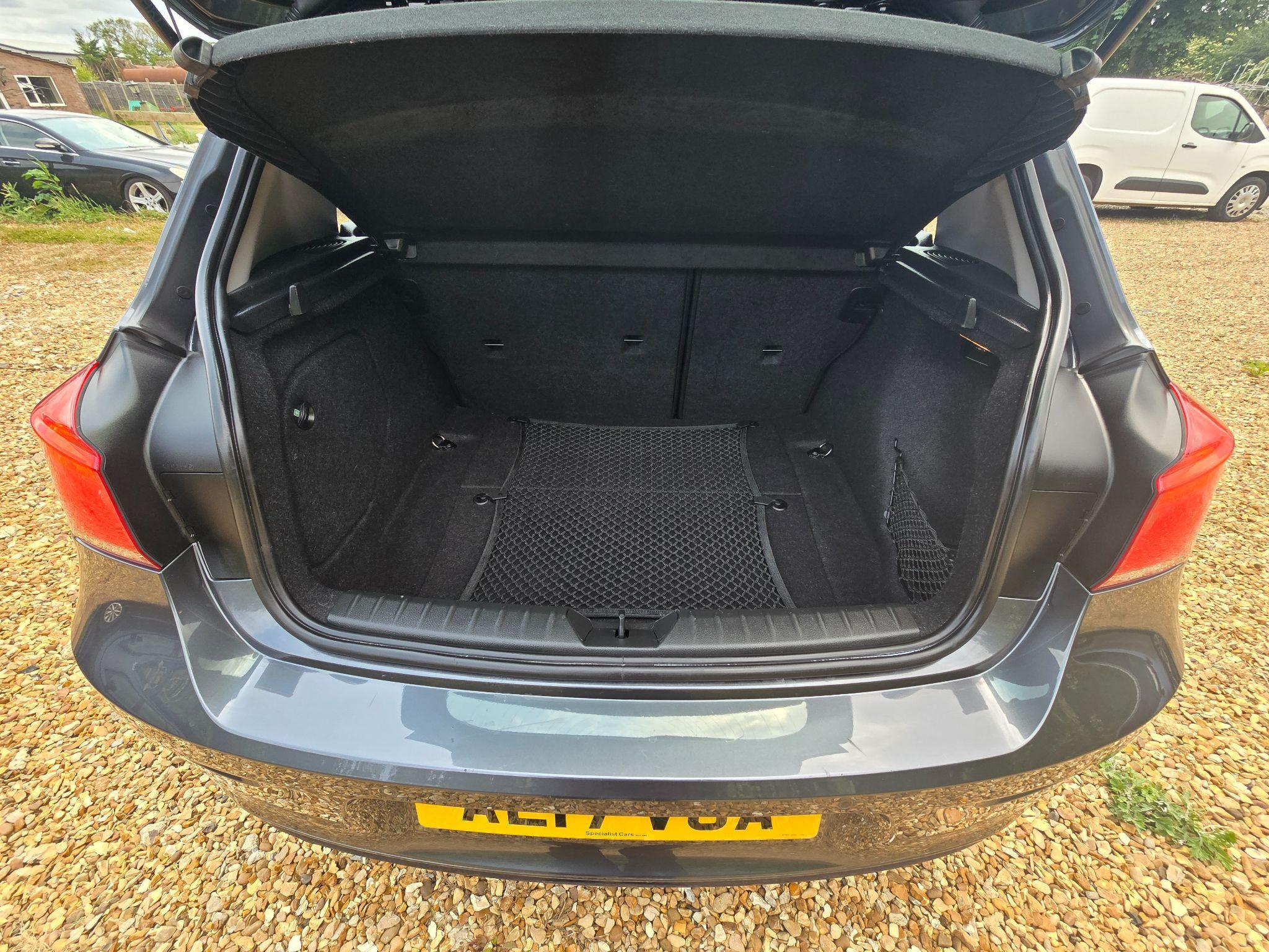 BMW 1 Series 1.5 118i Sport Auto Euro 6 (s/s) 5dr 5dr Automatic 2017
