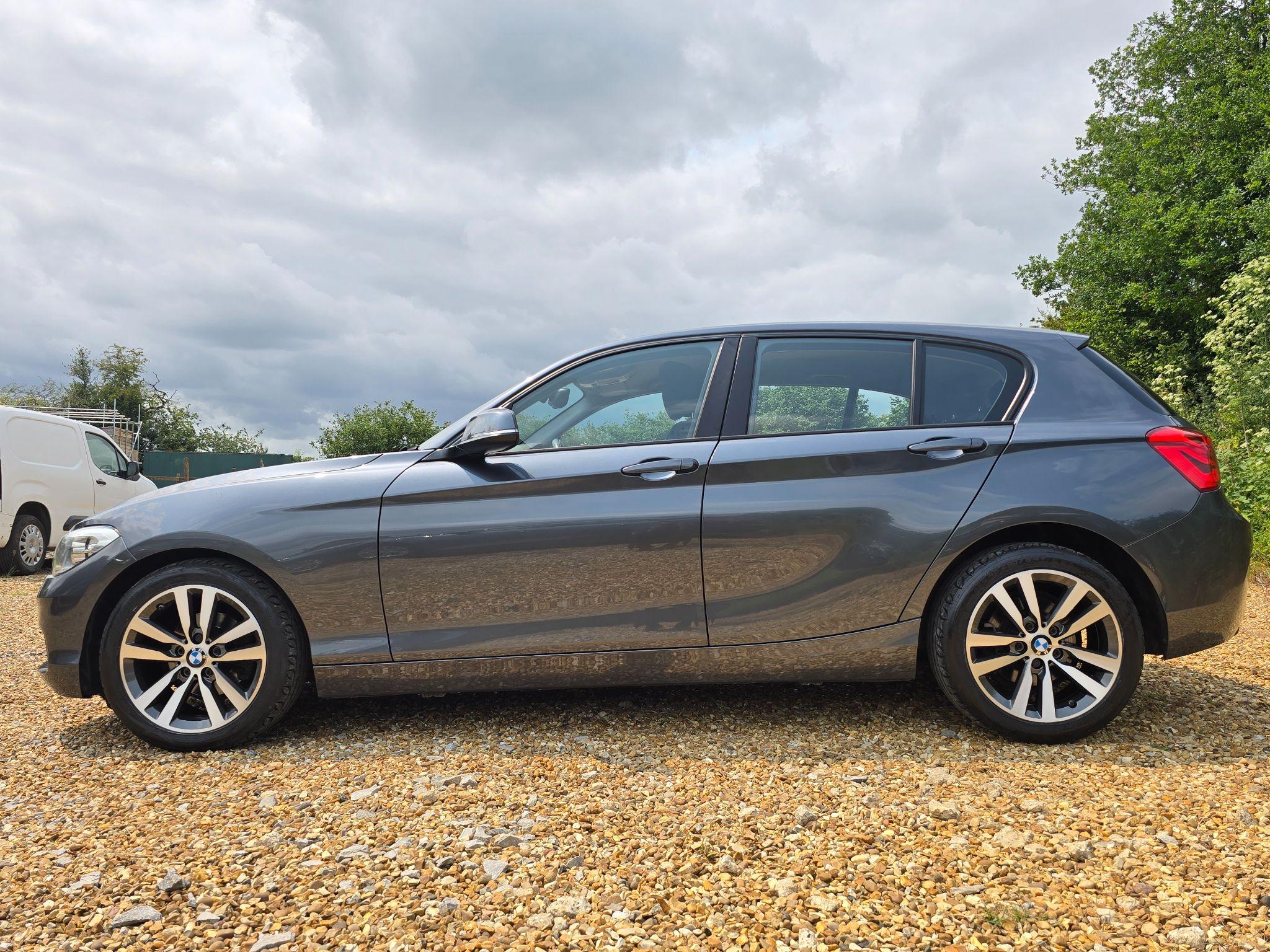 BMW 1 Series 1.5 118i Sport Auto Euro 6 (s/s) 5dr 5dr Automatic 2017