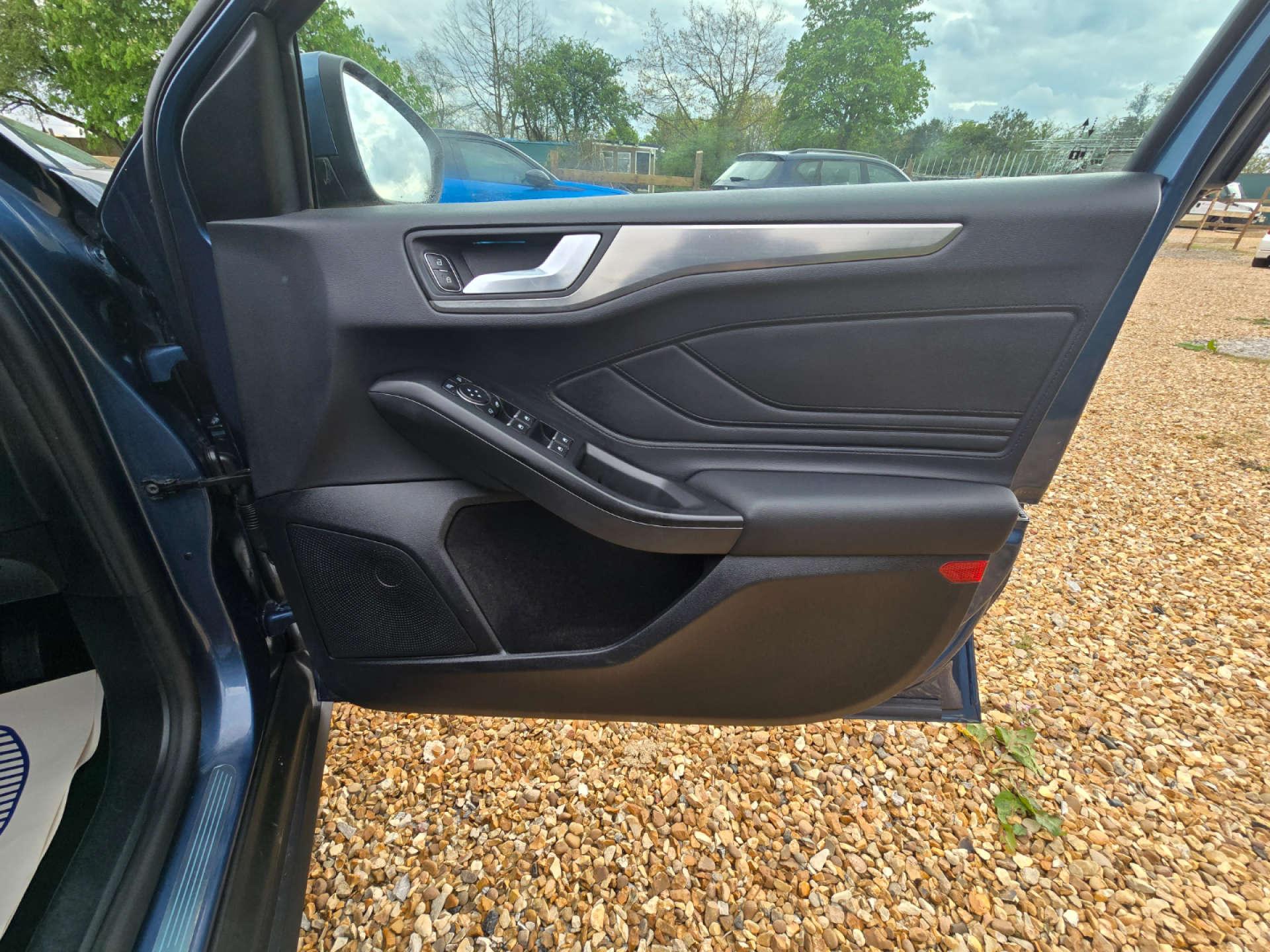 Ford Focus 1.0 Focus Titanium Auto 5dr 5dr Automatic 2020