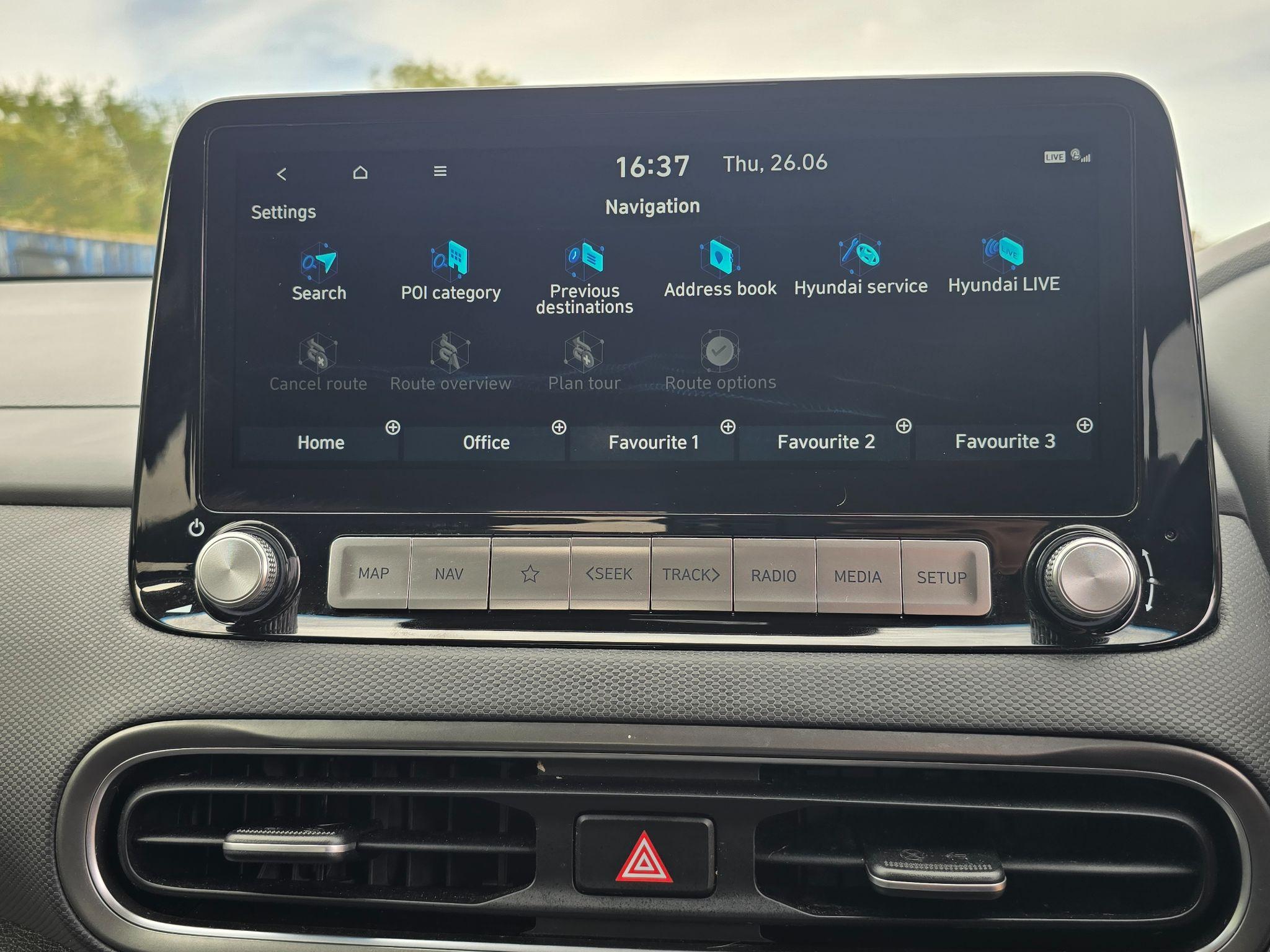 Hyundai Kona 64kWh Premium Auto 5dr (10.5kW Charger) 5dr Automatic 2021