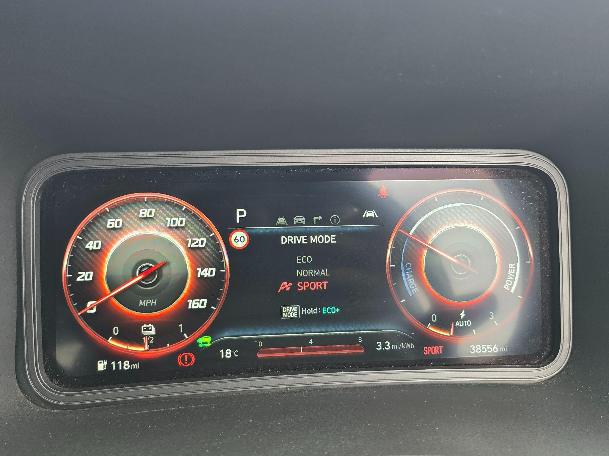 Hyundai Kona 64kWh Premium Auto 5dr (10.5kW Charger) 5dr Automatic 2021
